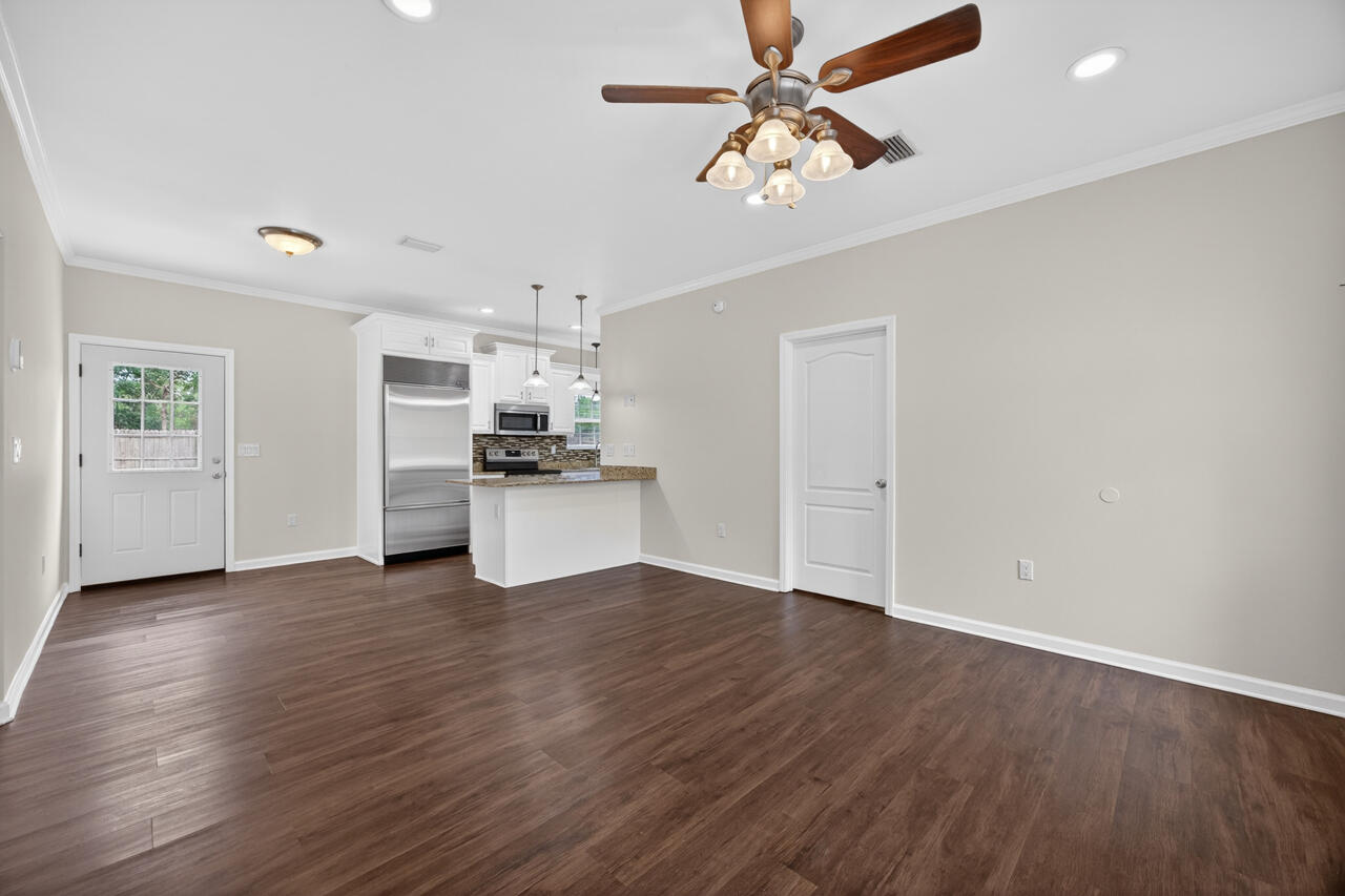 OAKWOOD HILLS UNIT 1 - Residential