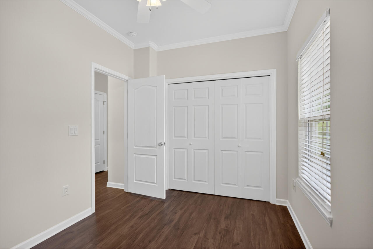 OAKWOOD HILLS UNIT 1 - Residential