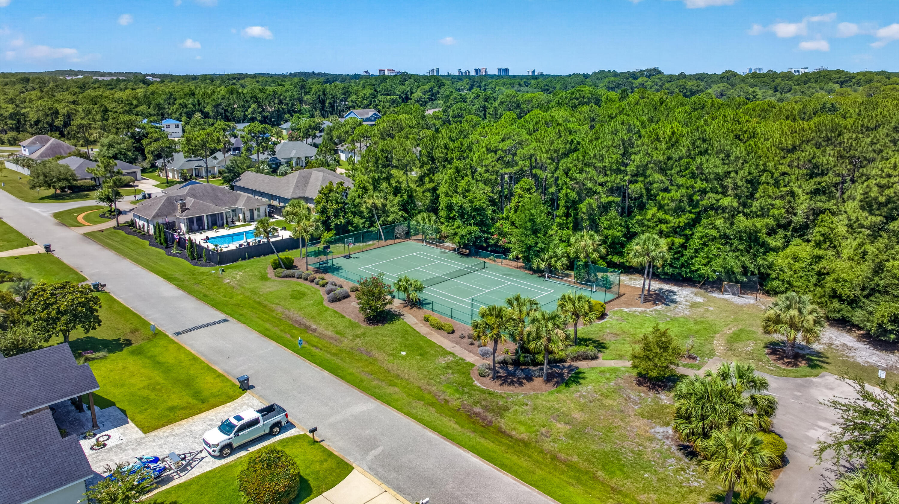 PELICAN BAY S/D - Residential