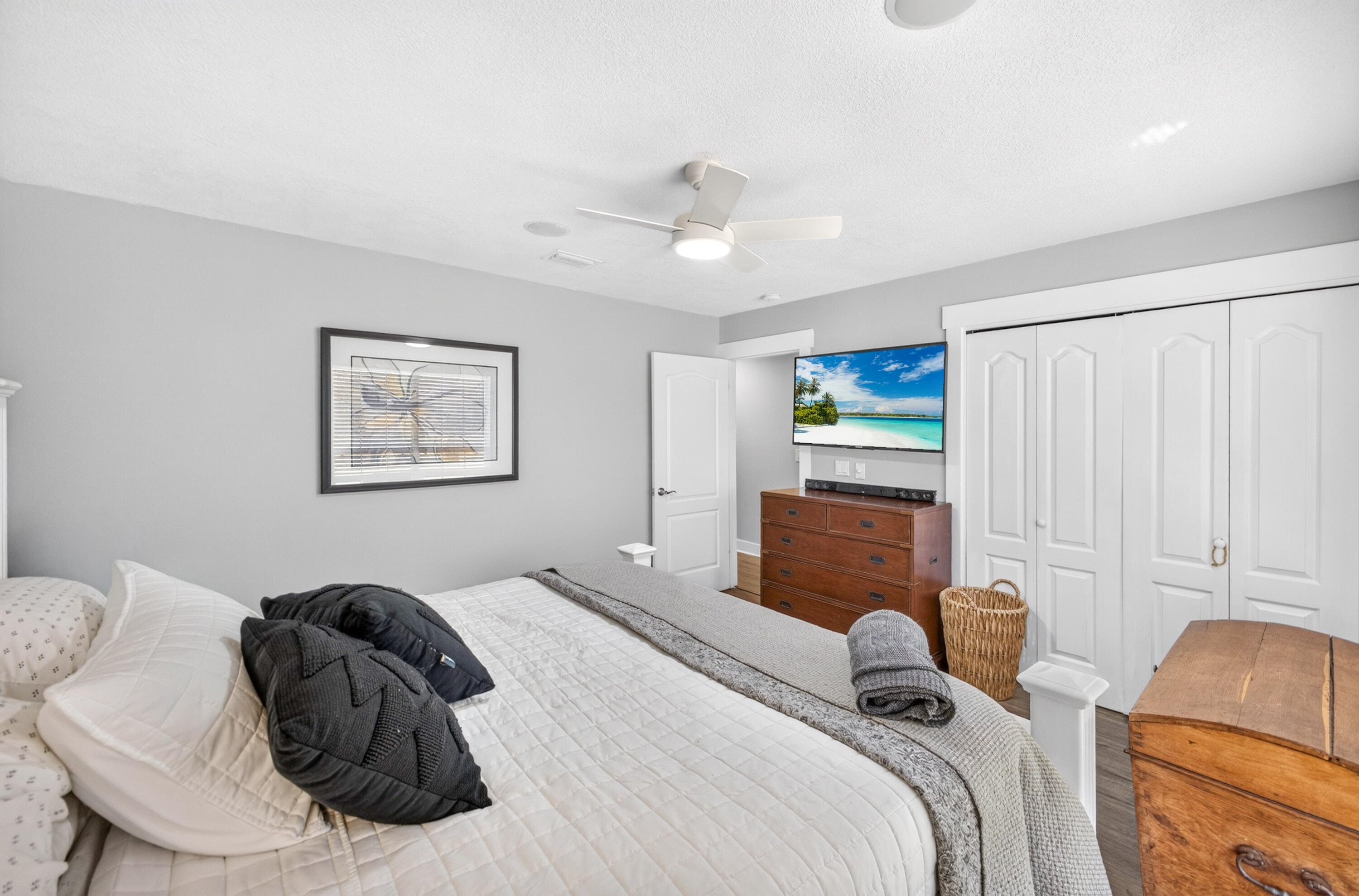 PELICAN BAY S/D - Residential