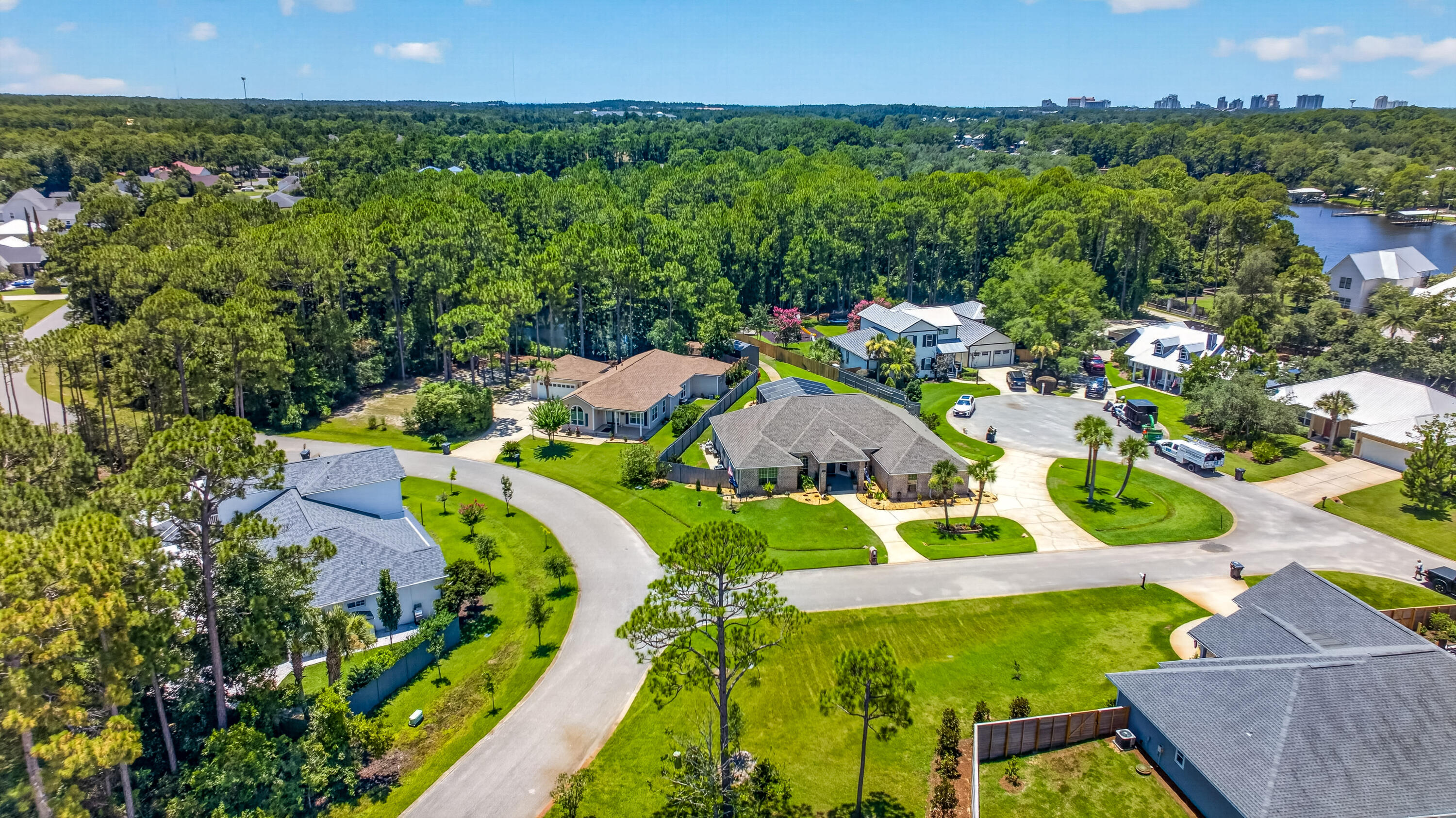 PELICAN BAY S/D - Residential