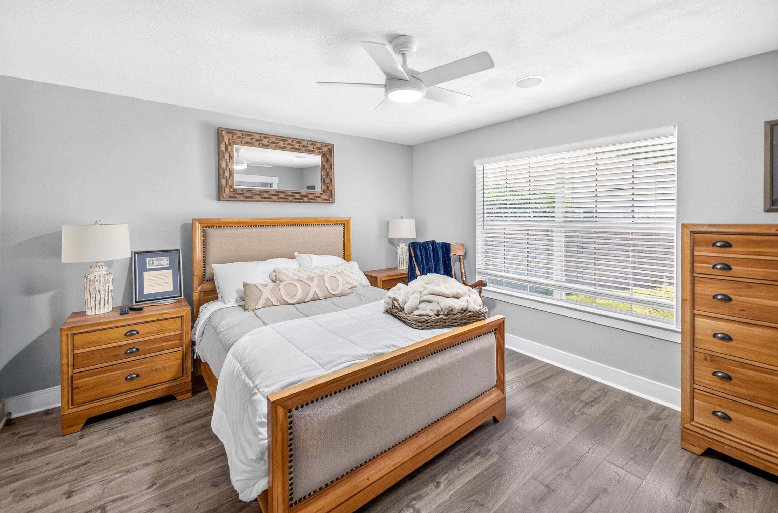PELICAN BAY S/D - Residential
