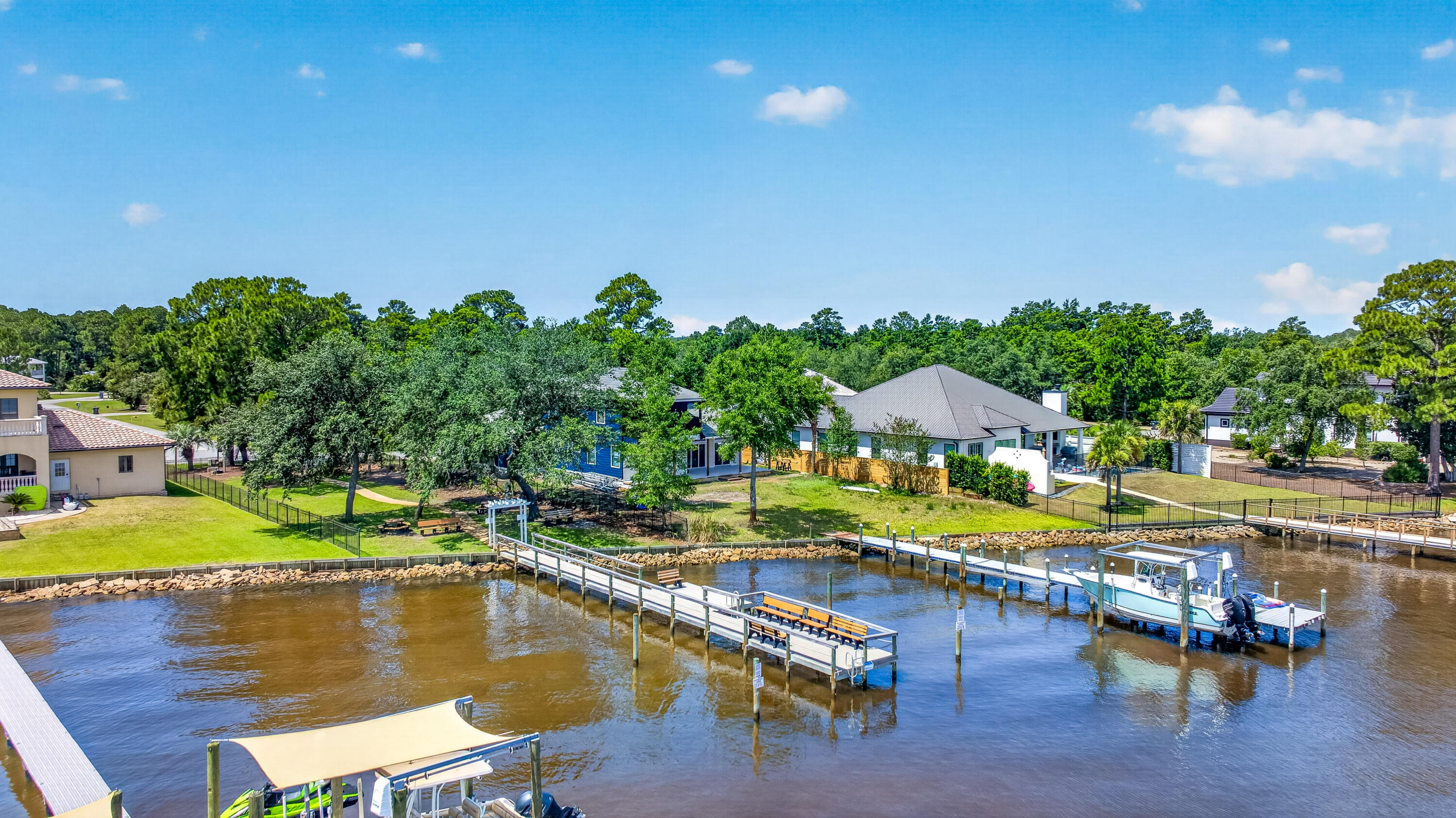 PELICAN BAY S/D - Residential