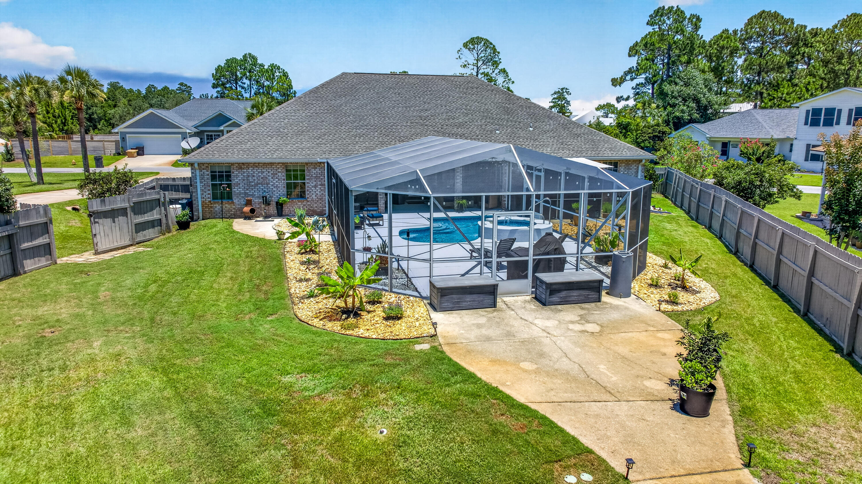 PELICAN BAY S/D - Residential