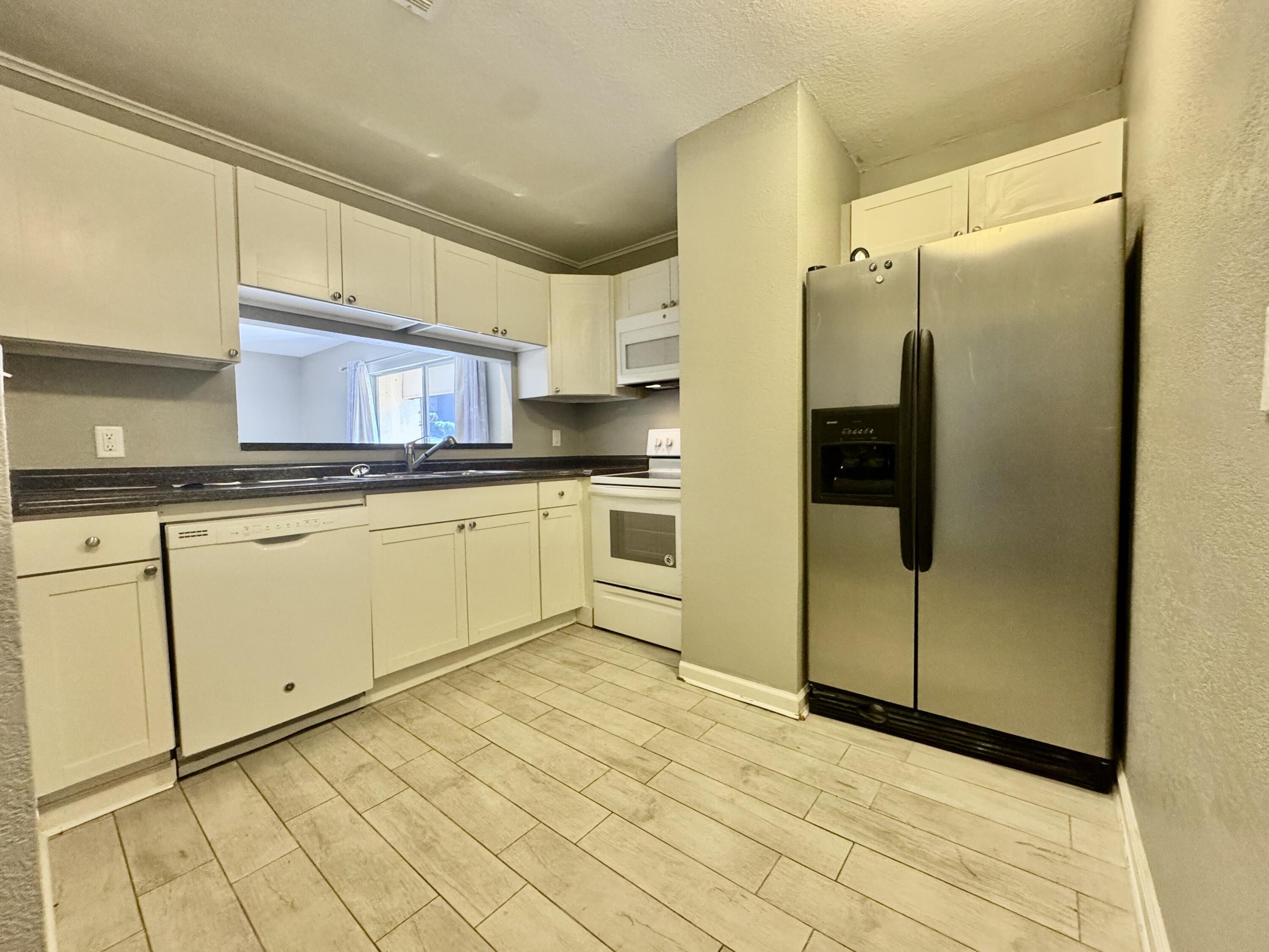 SPANISH VILLAS CONDO - Residential