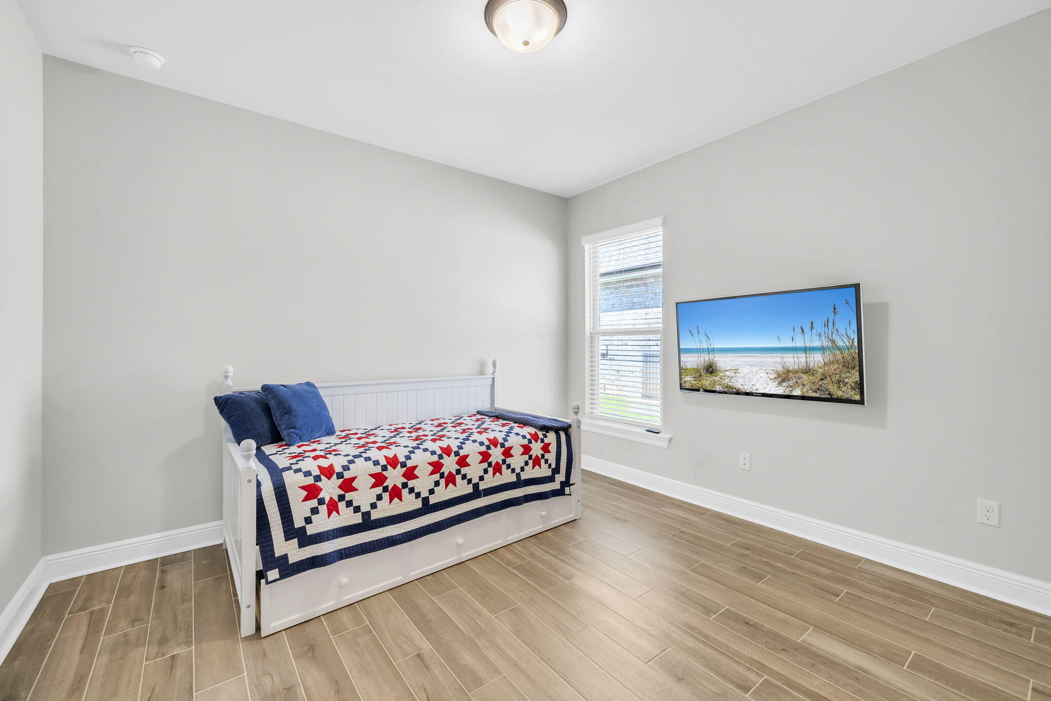 HAMMOCK BAY - STARBURST - Residential