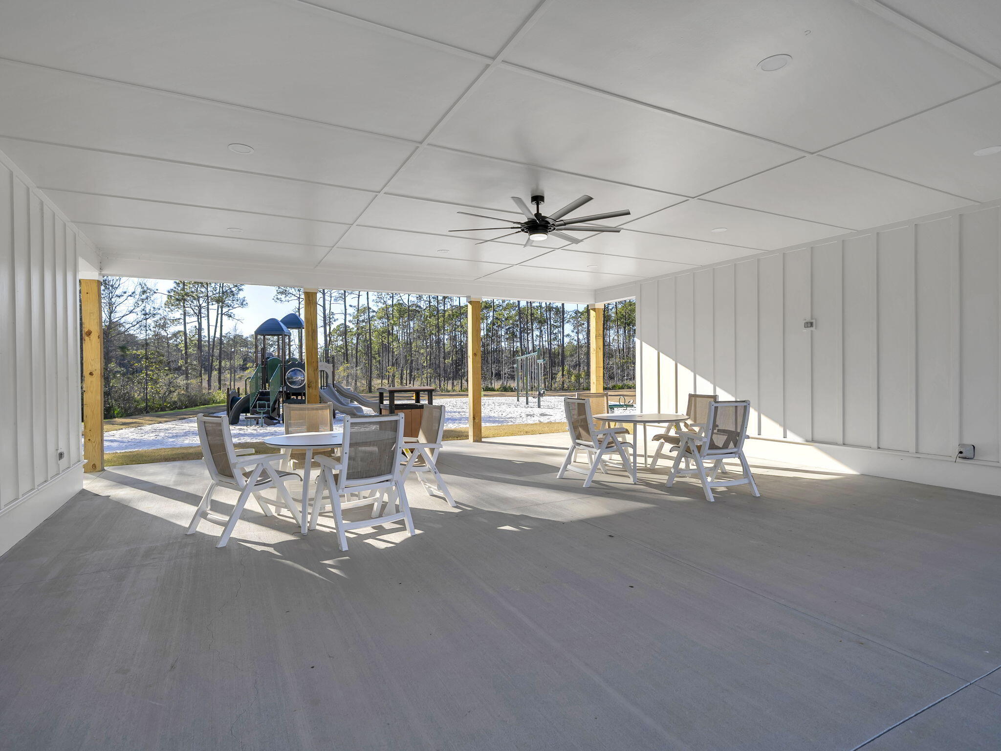 HAMMOCK BAY - STARBURST - Residential