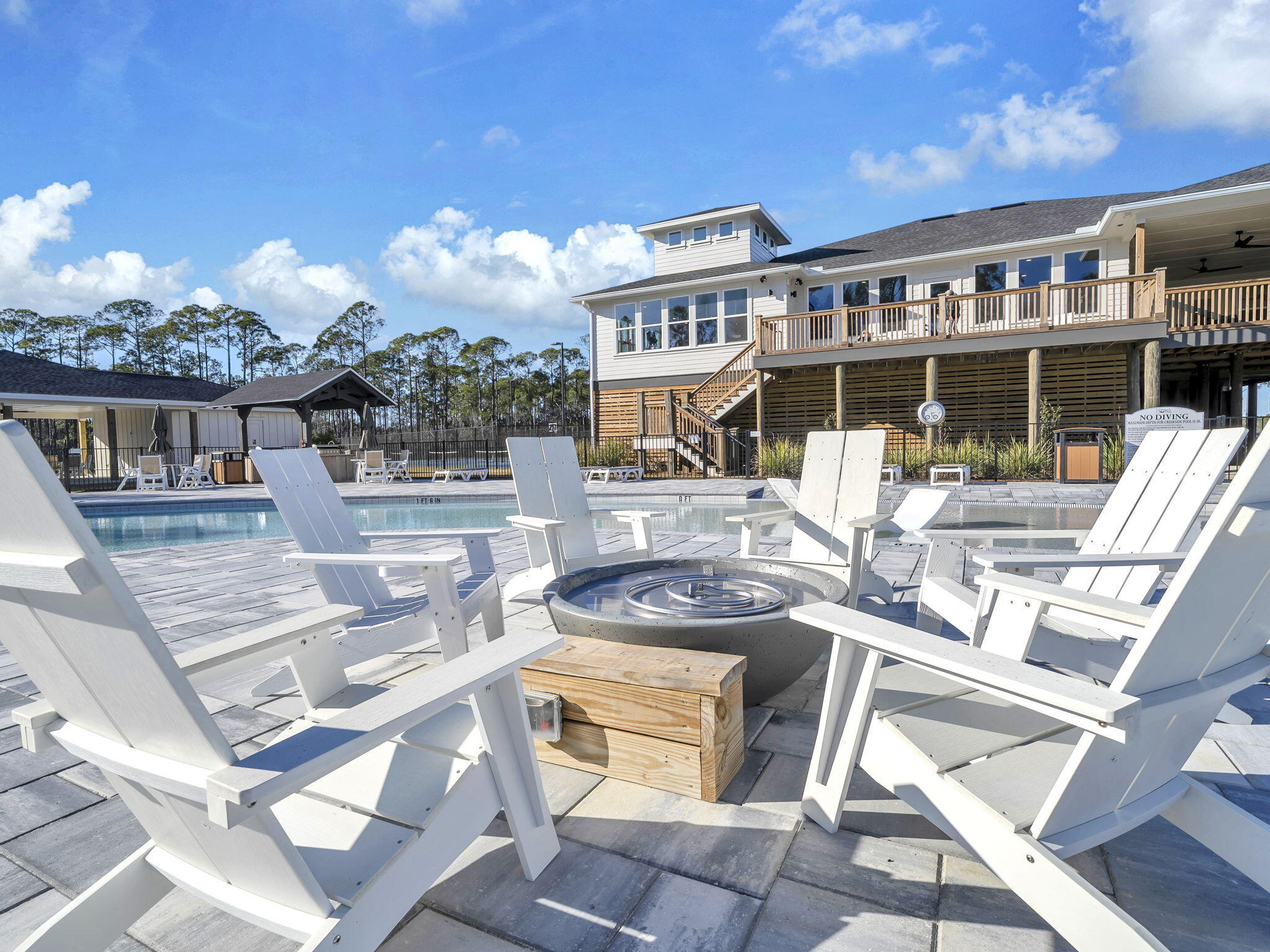 HAMMOCK BAY - STARBURST - Residential