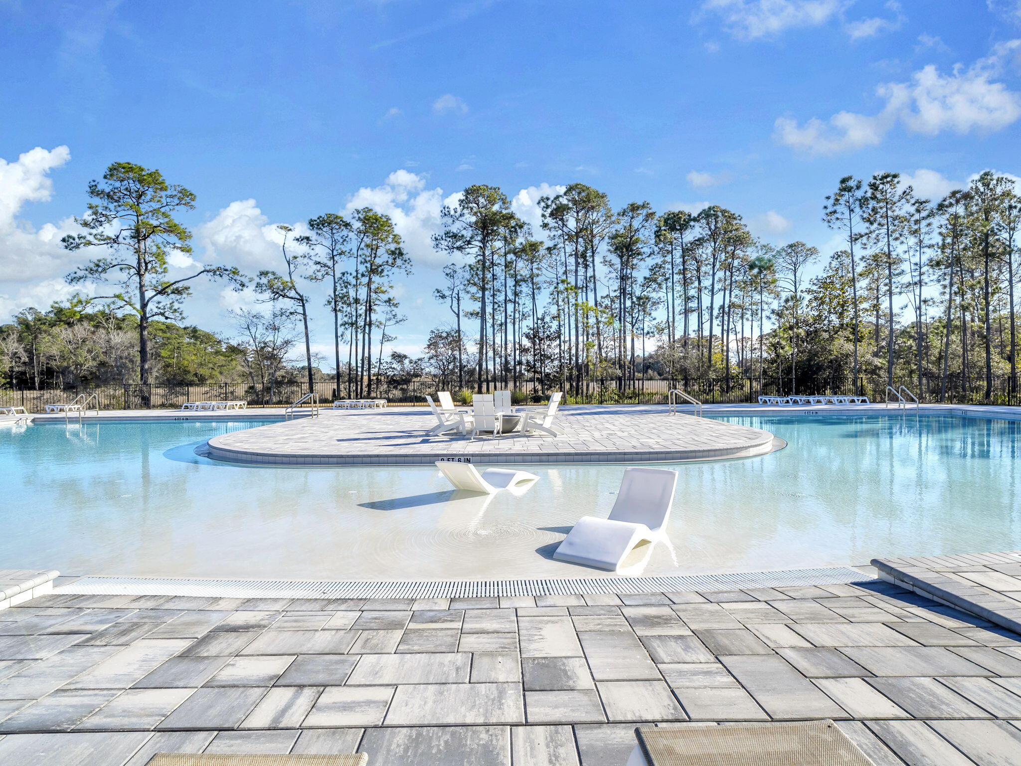 HAMMOCK BAY - STARBURST - Residential