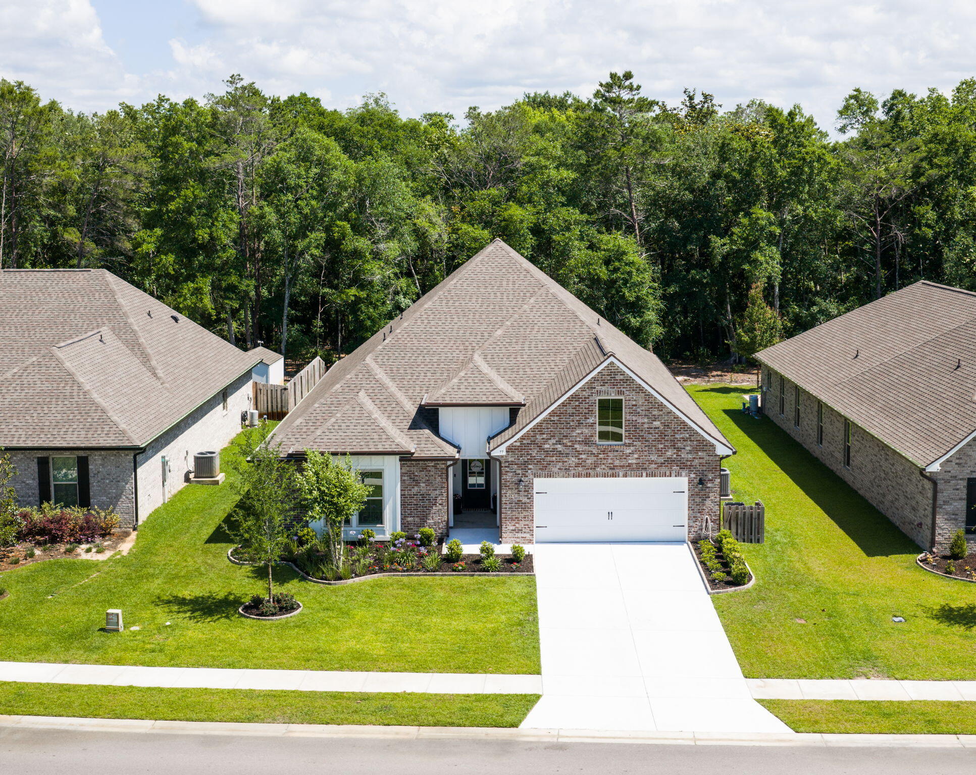 HAMMOCK BAY - STARBURST - Residential