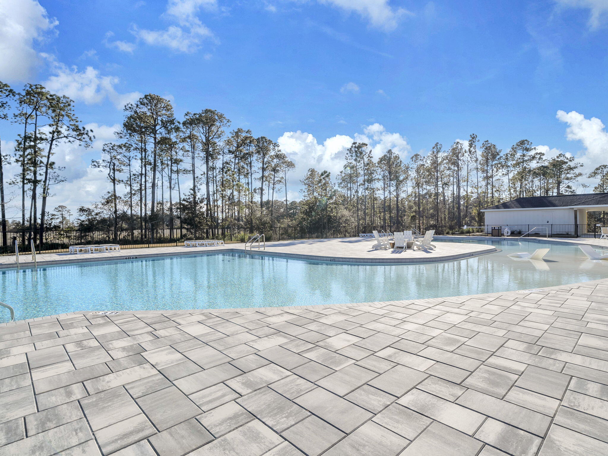 HAMMOCK BAY - STARBURST - Residential