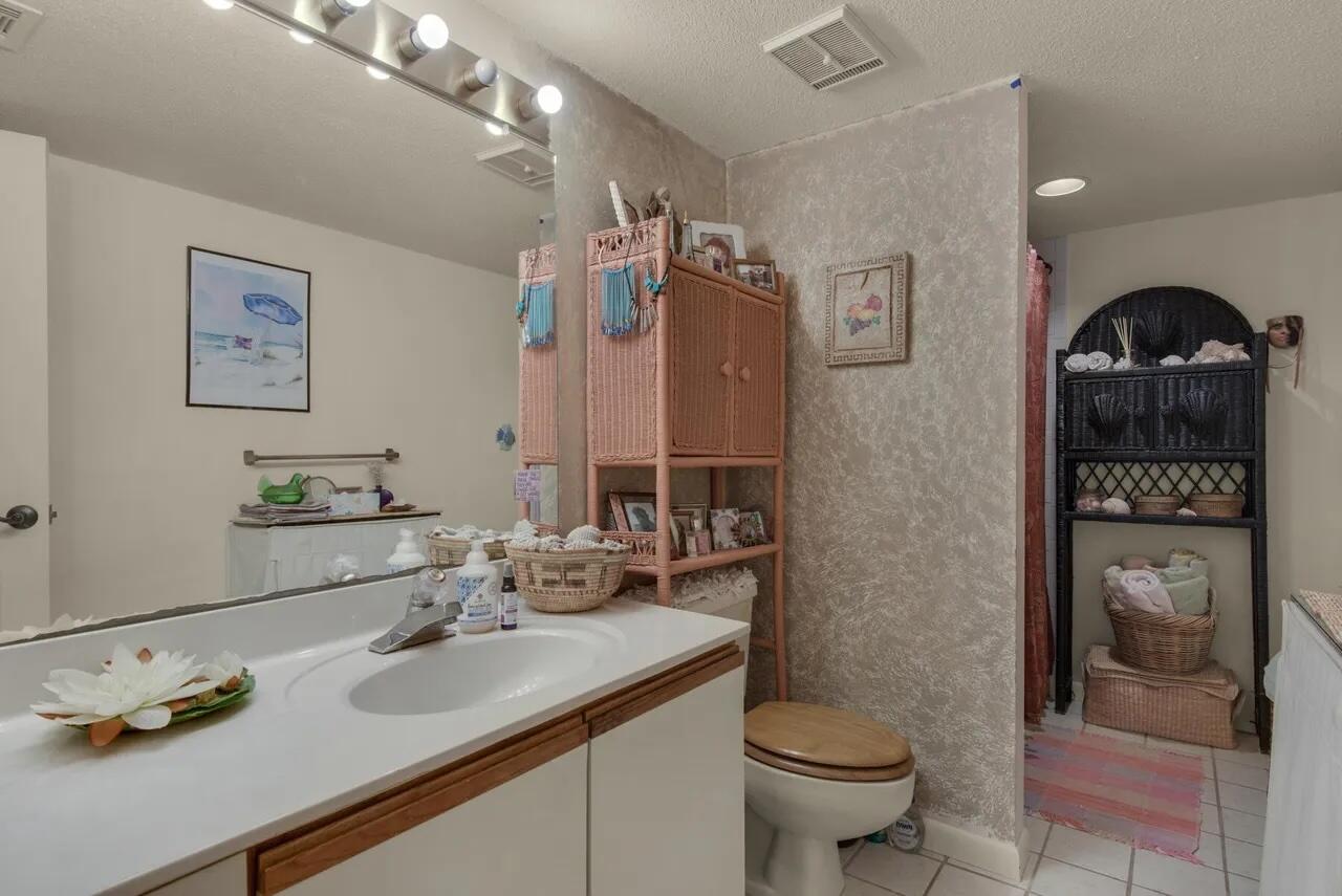 INDIAN TRAIL CONDO - Residential
