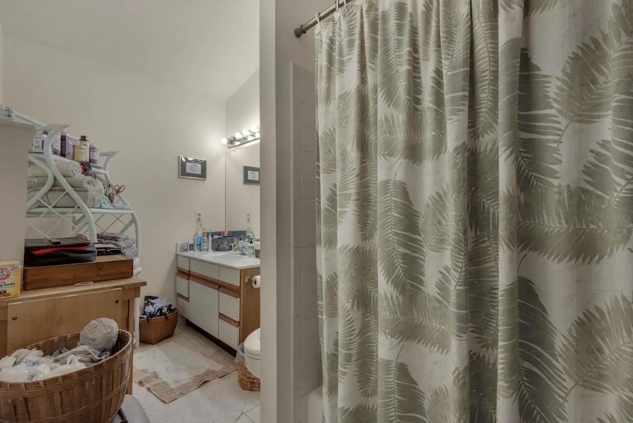INDIAN TRAIL CONDO - Residential