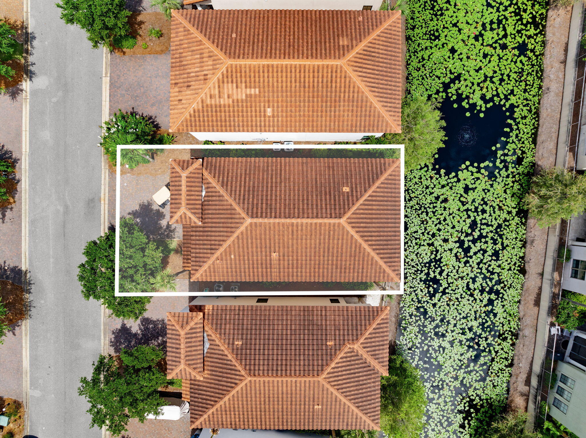 VILLA LAGO - Residential