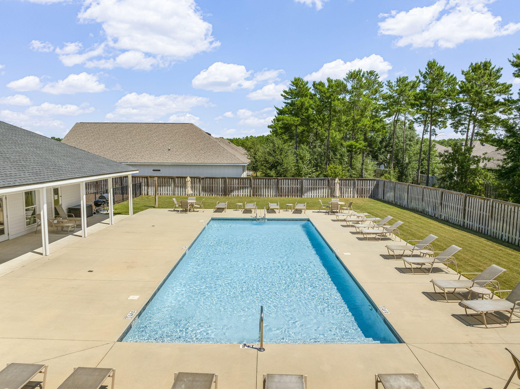 HAMMOCK BAY - Residential Lease