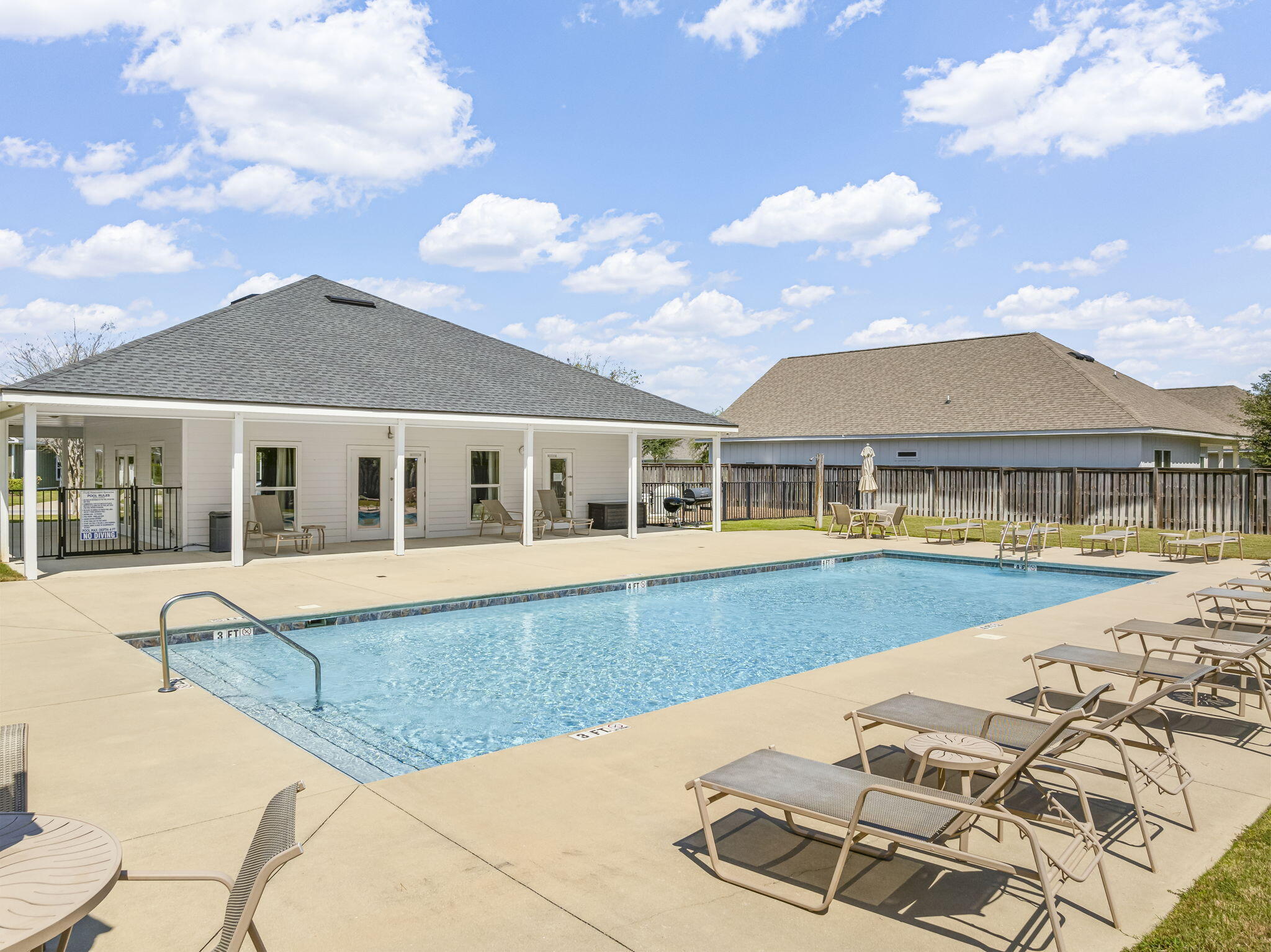 HAMMOCK BAY - Residential Lease