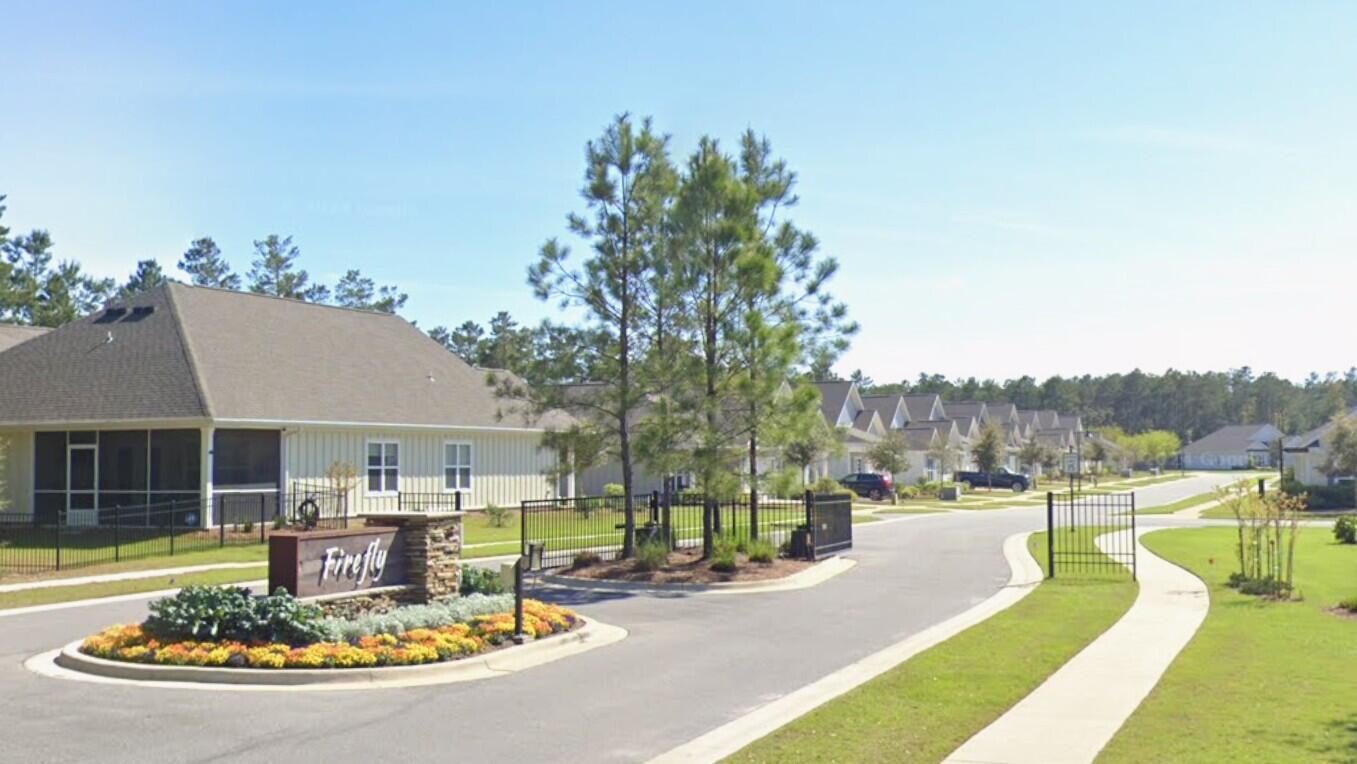HAMMOCK BAY - Residential Lease