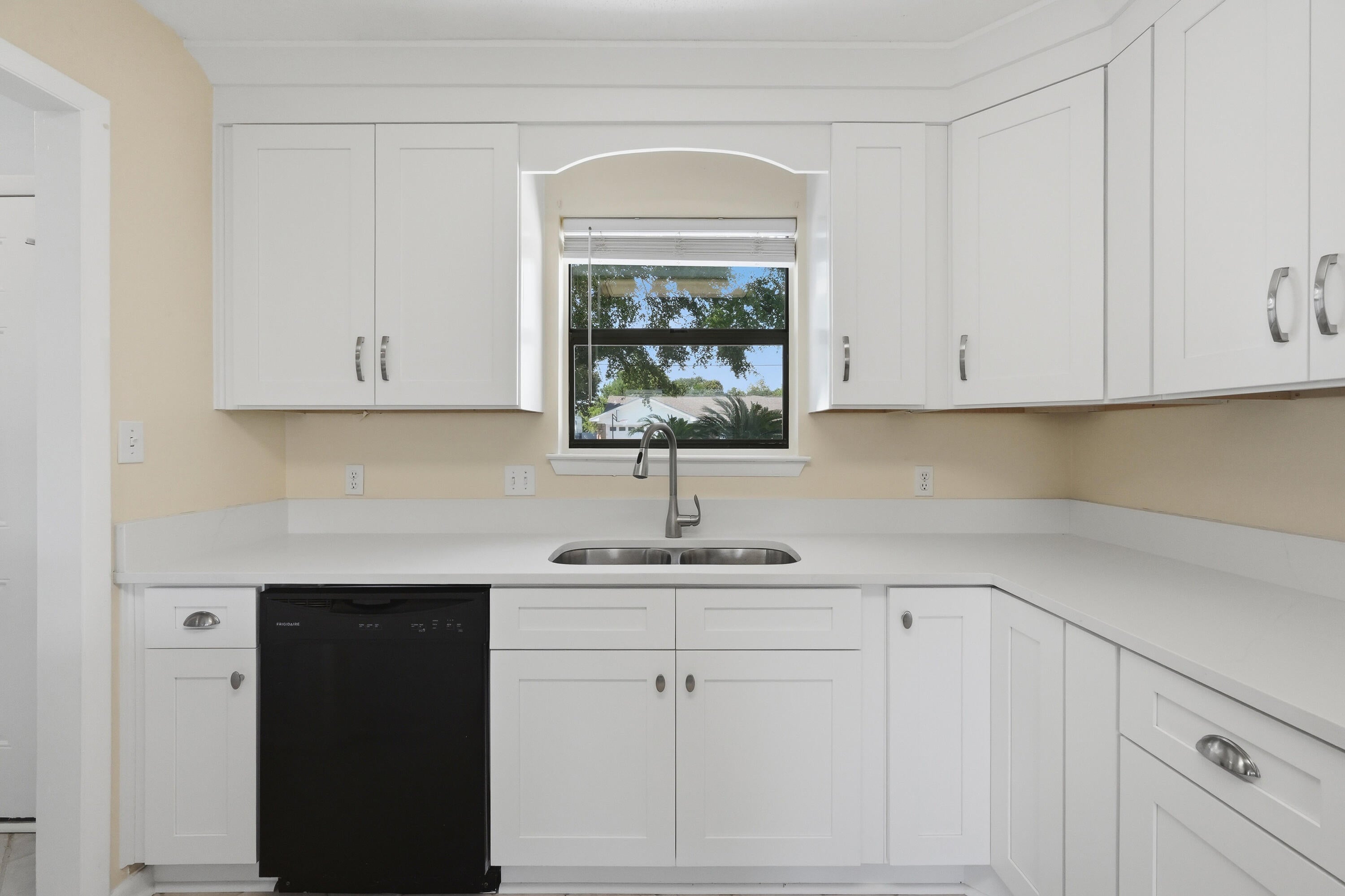 EDGEWOOD TO DESTIN - Residential Lease