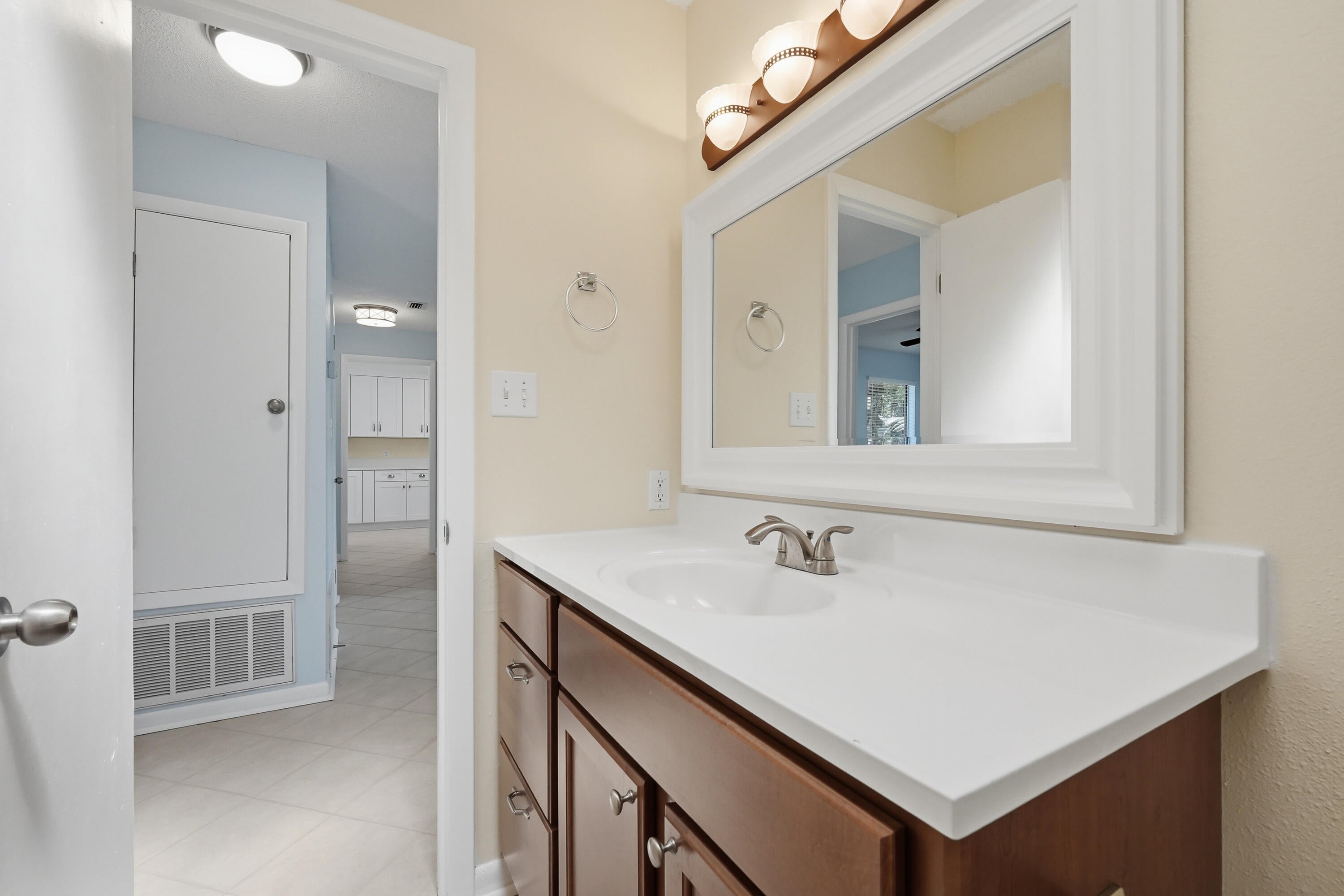 EDGEWOOD TO DESTIN - Residential Lease