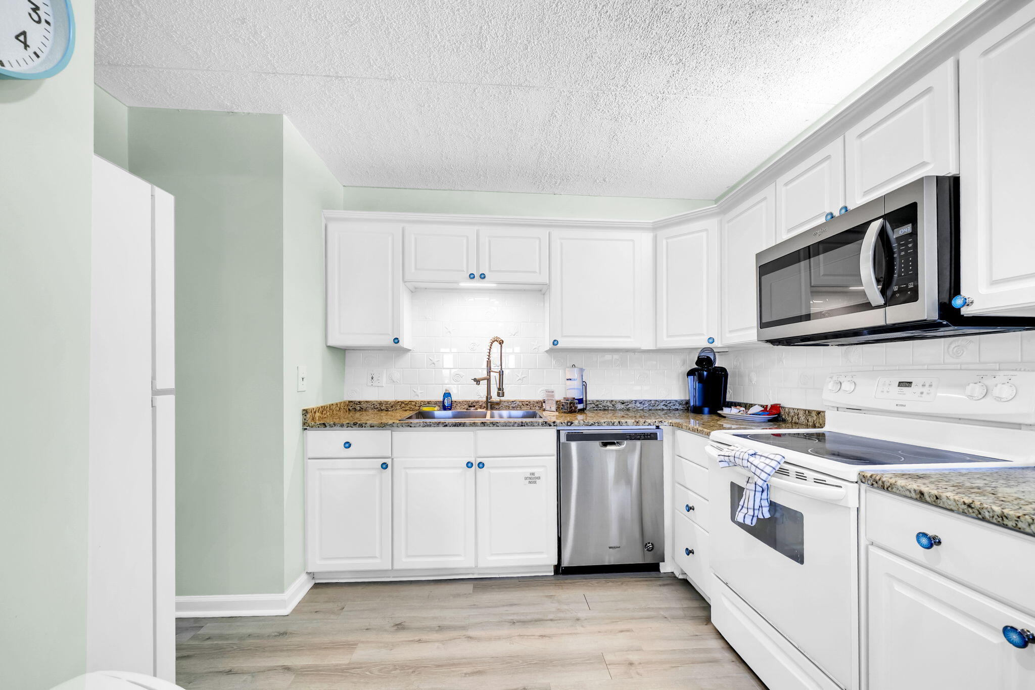 ISLAND ECHO CONDO - Residential
