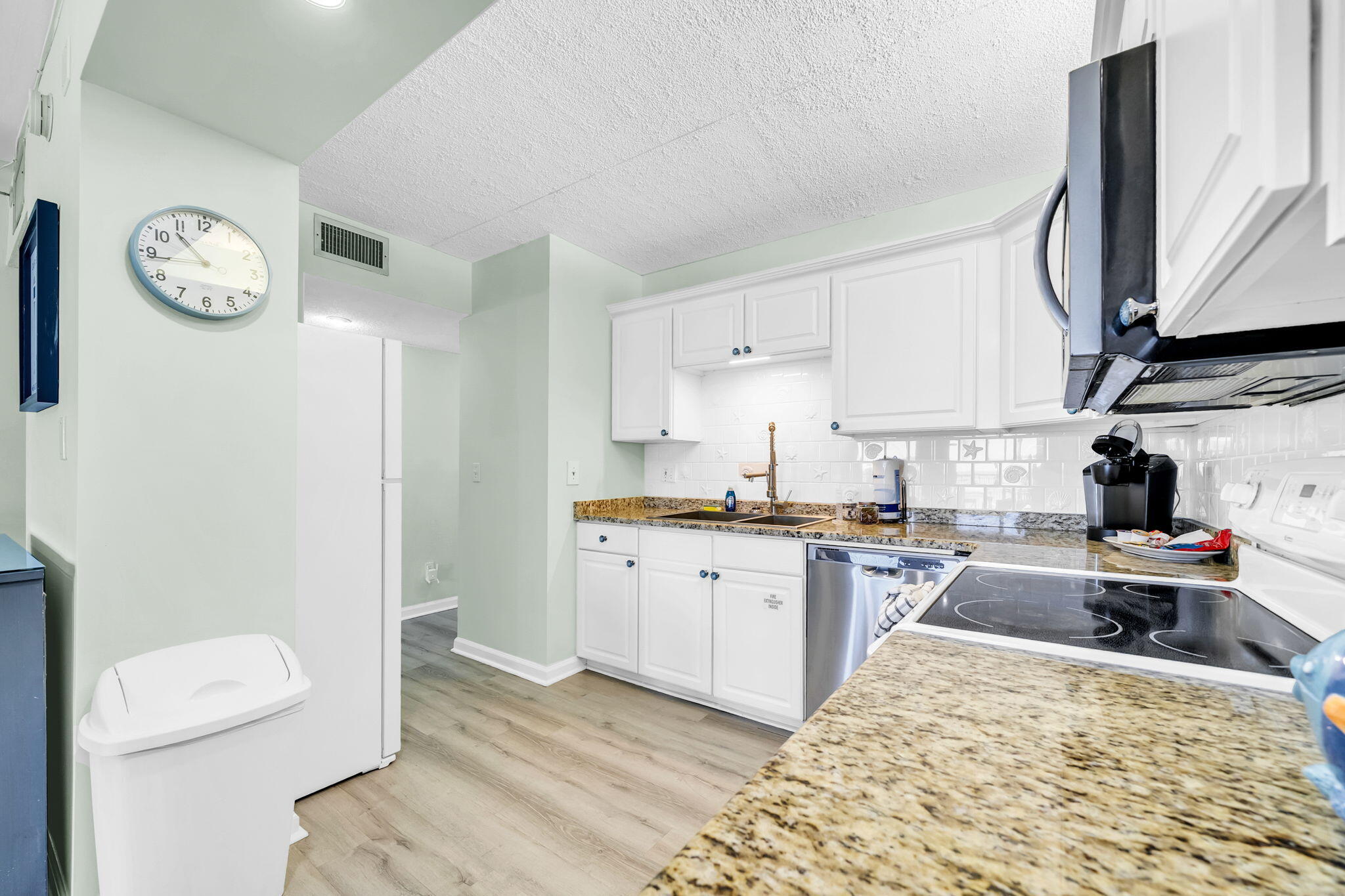 ISLAND ECHO CONDO - Residential