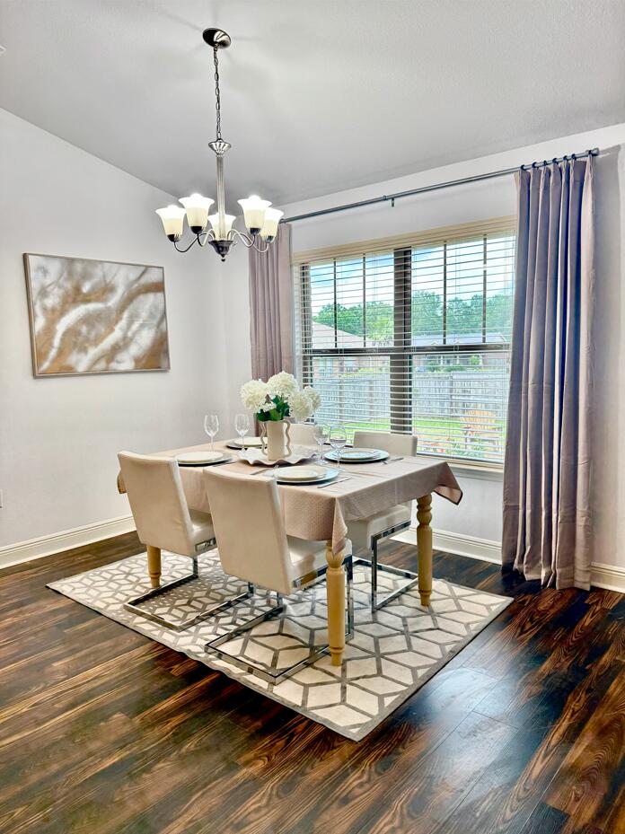 THOUSAND OAKS - Residential