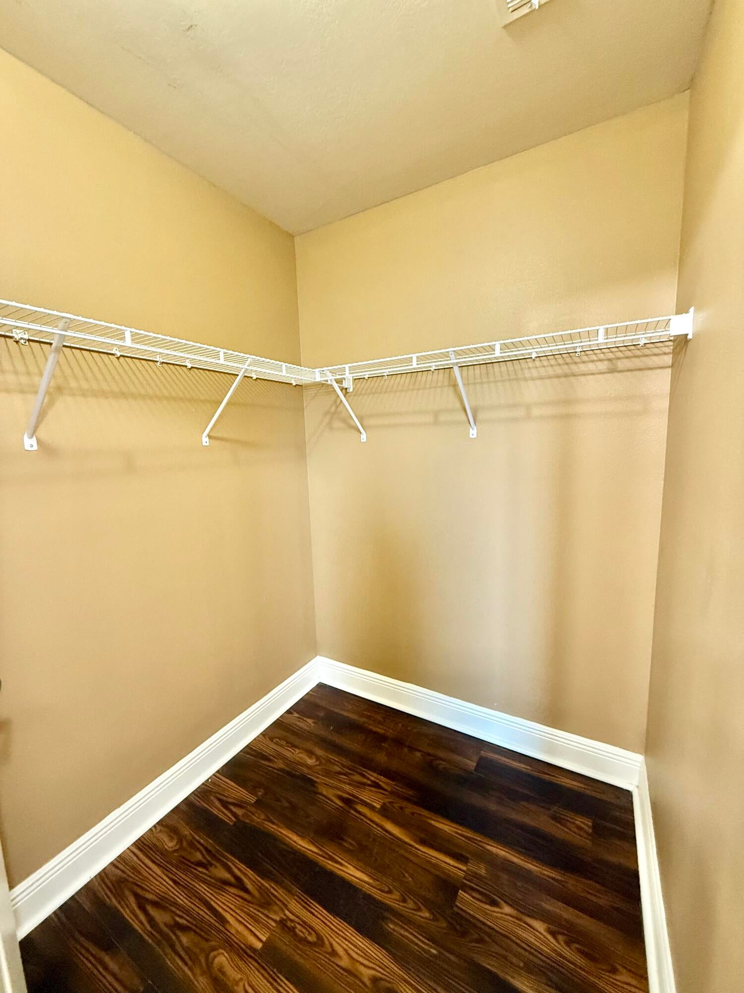 THOUSAND OAKS - Residential