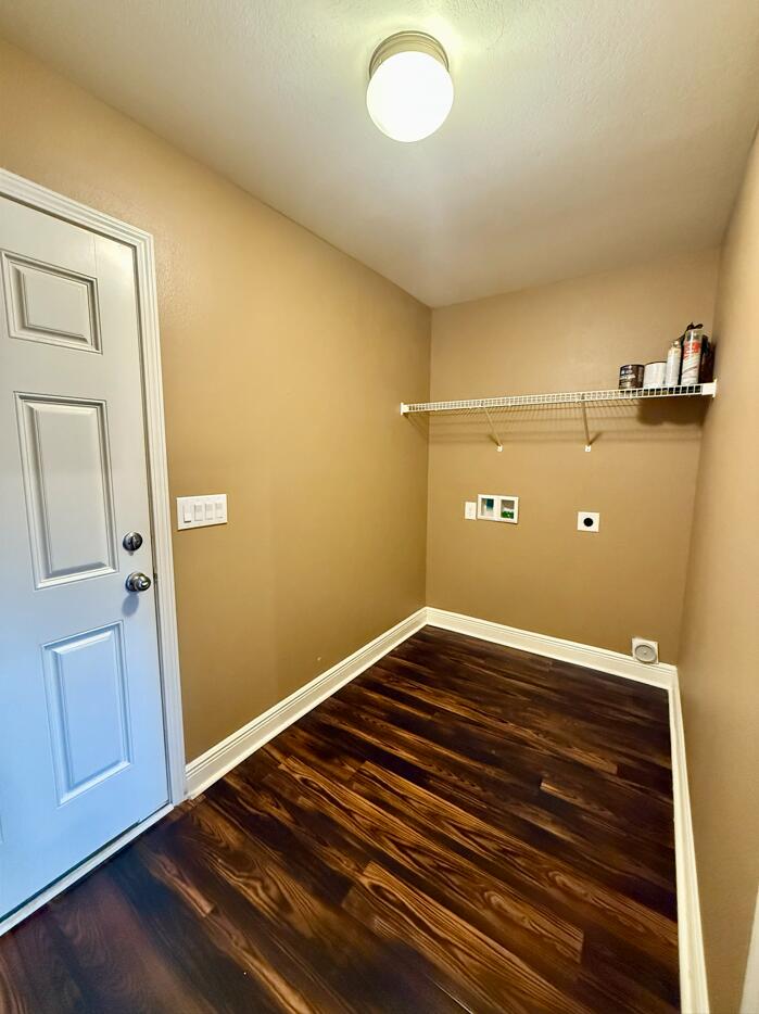 THOUSAND OAKS - Residential