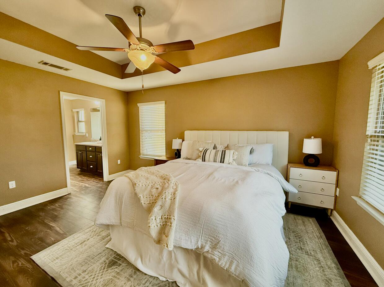 THOUSAND OAKS - Residential