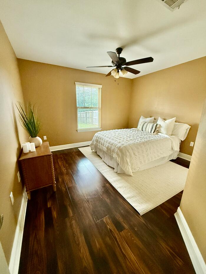 THOUSAND OAKS - Residential