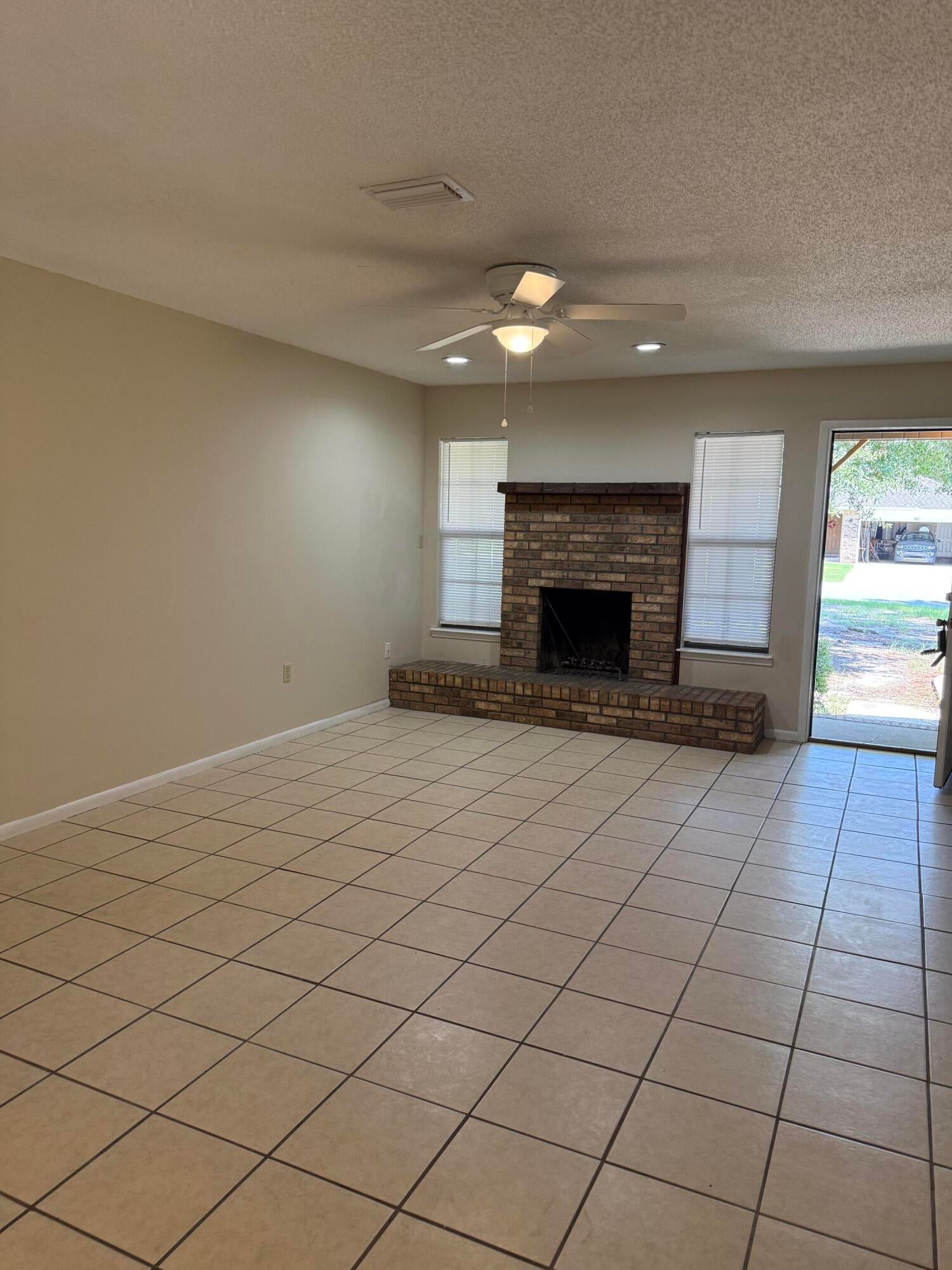 CRESCENT HEIGHTS - Residential