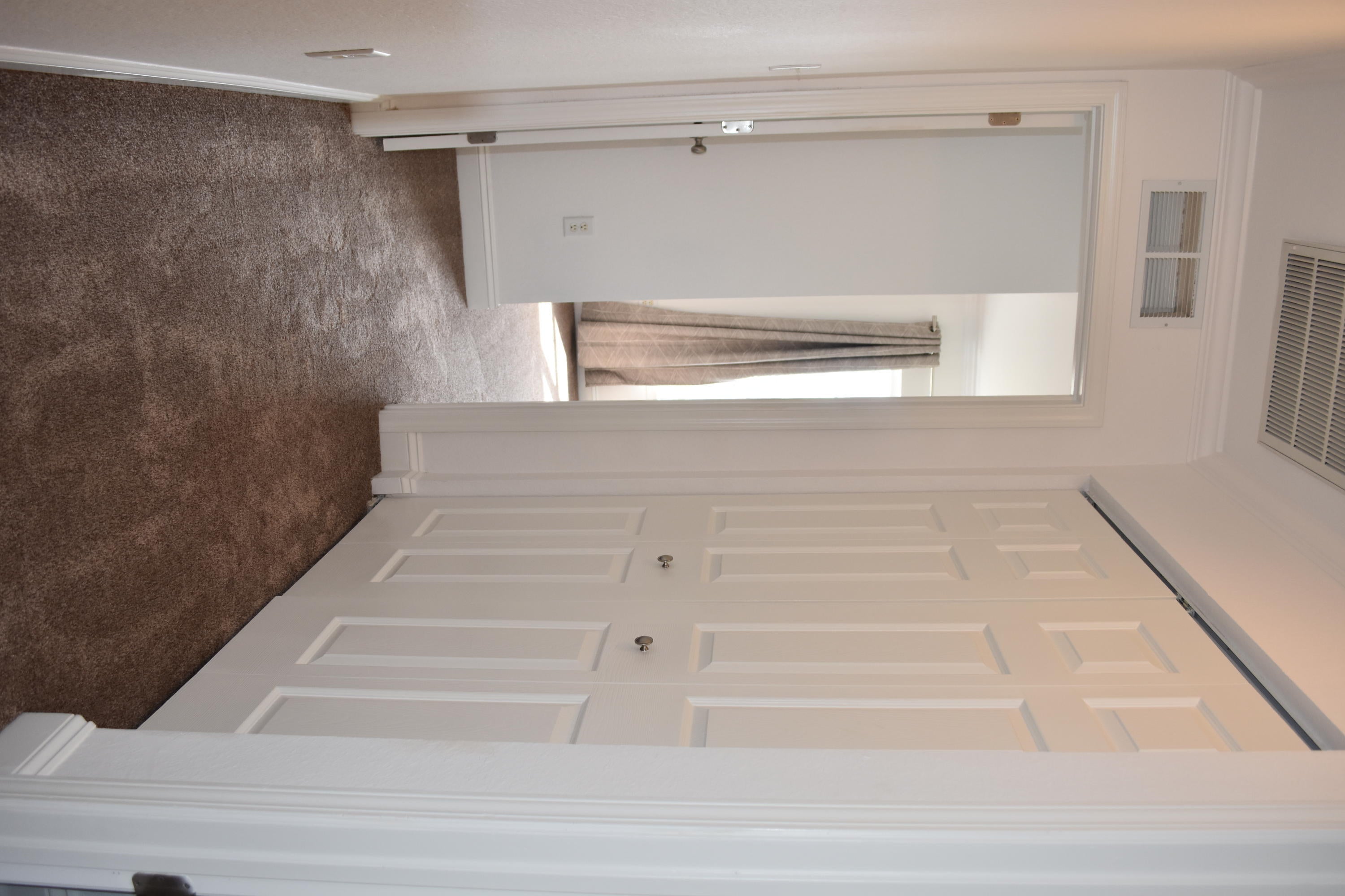 VERANDAS OF FREEPORT, THE - Residential Lease