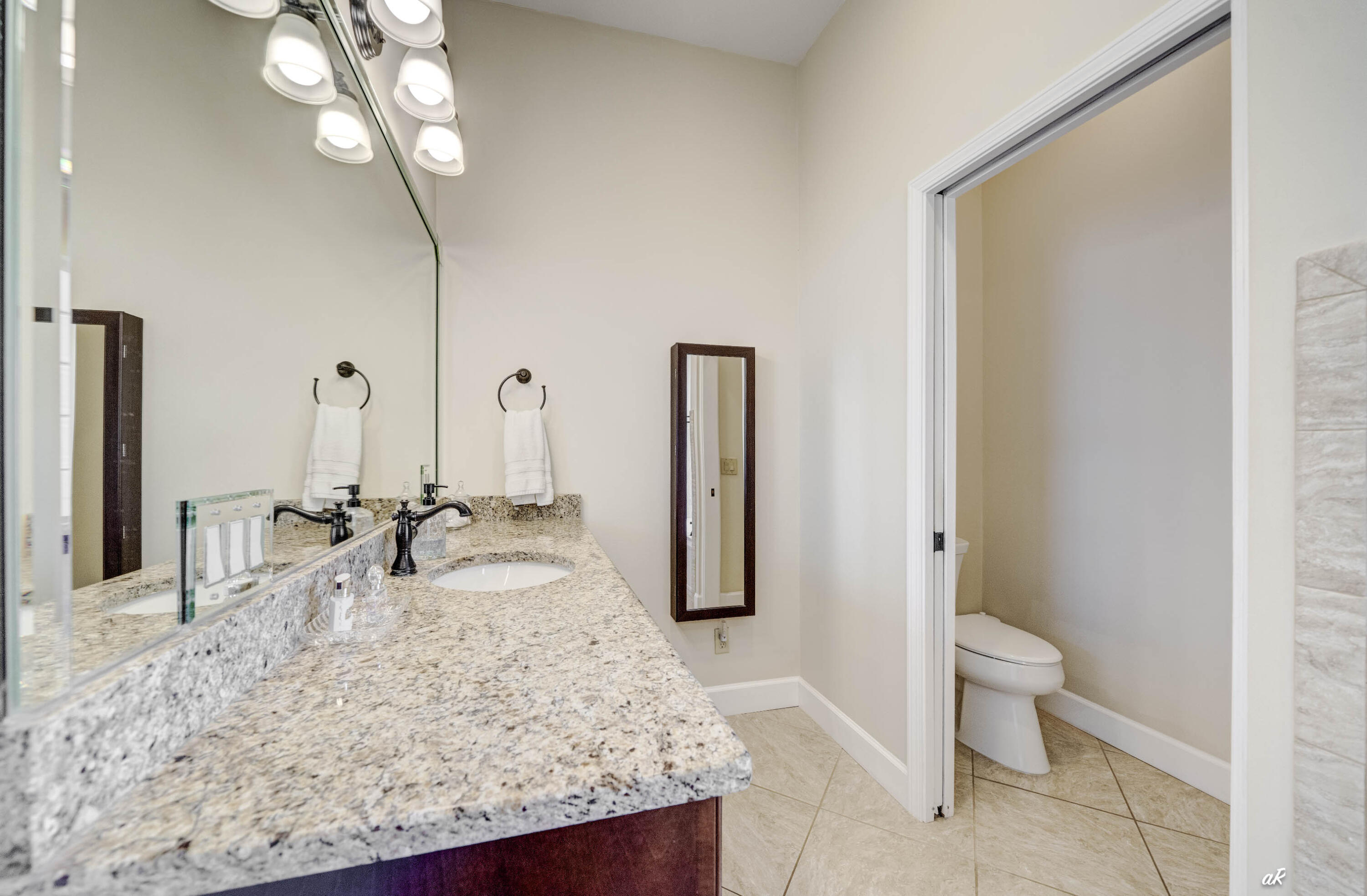 HIGHPOINT - Residential