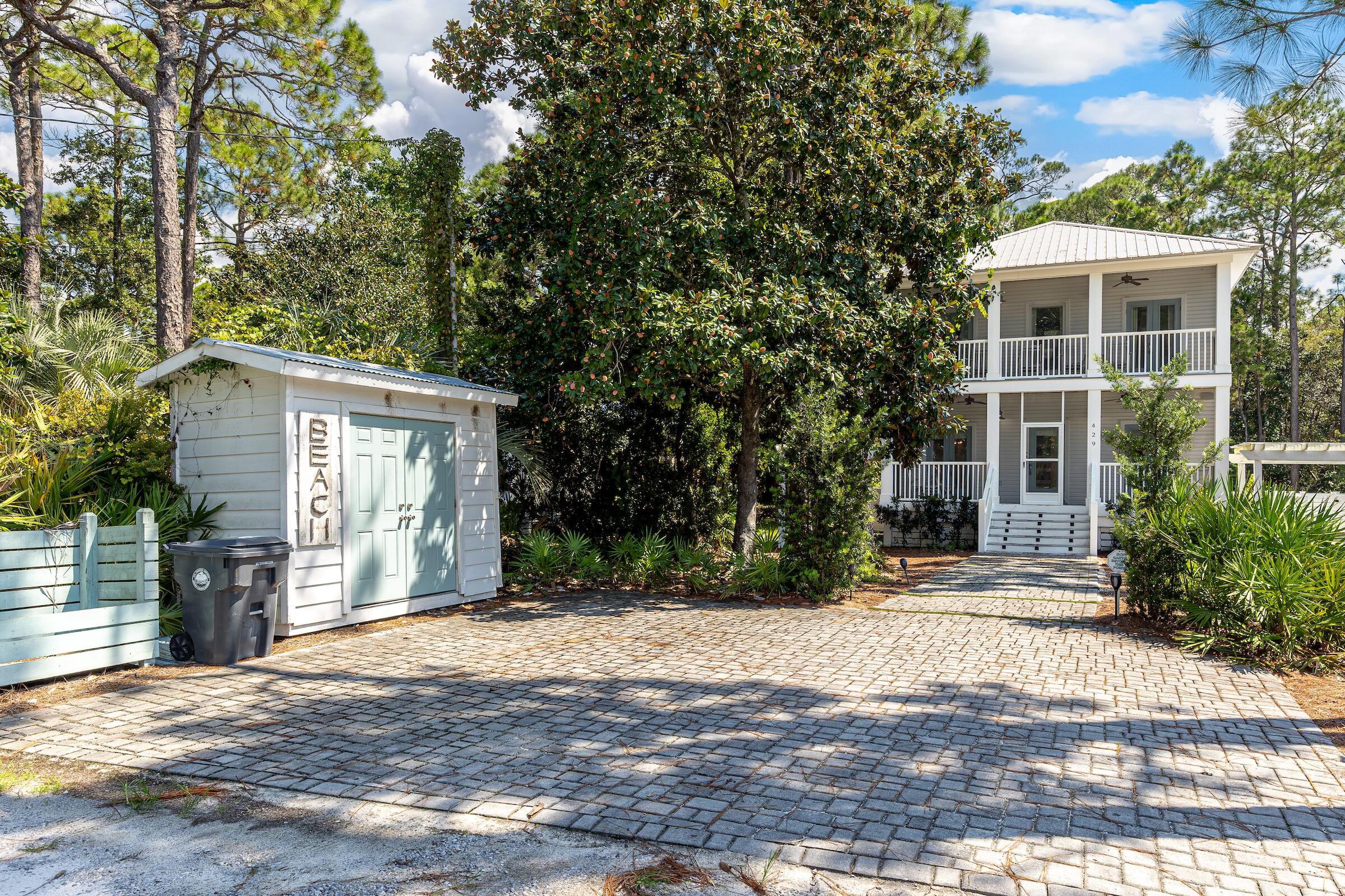 GULF SHORE MANOR - Residential