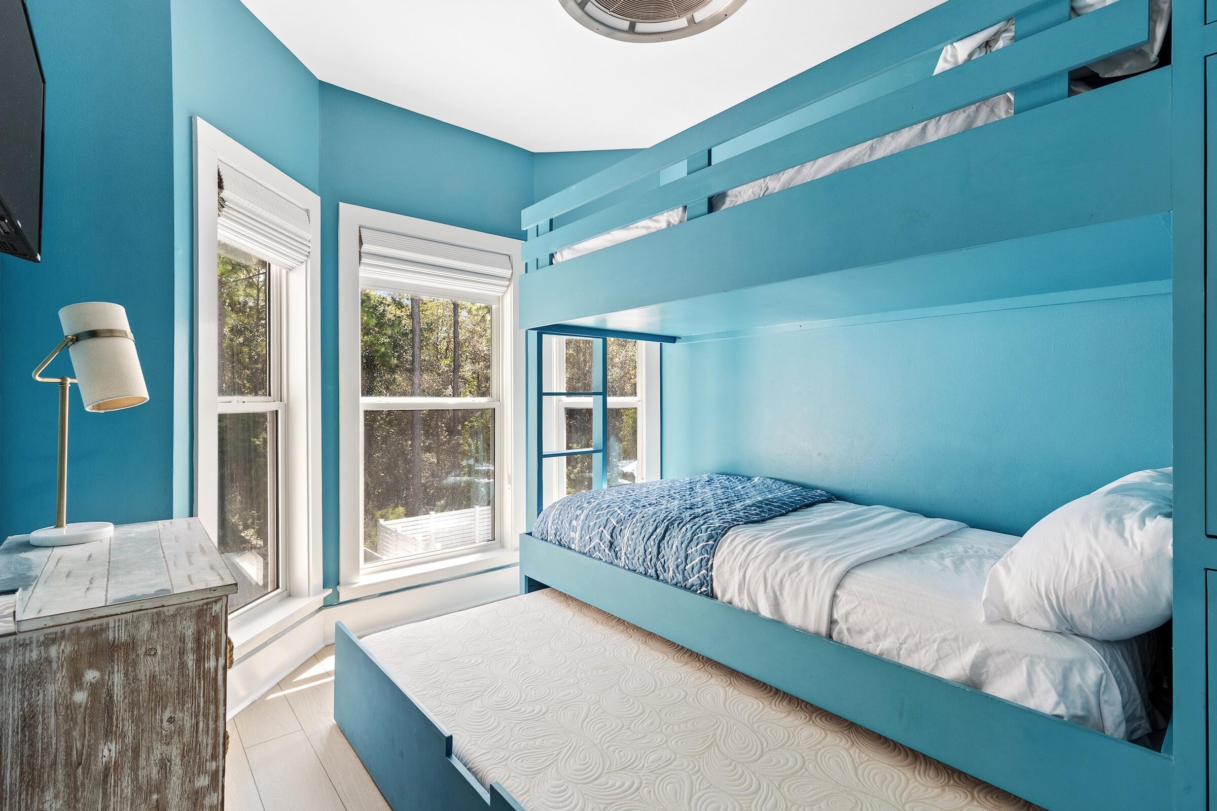 GULF SHORE MANOR - Residential