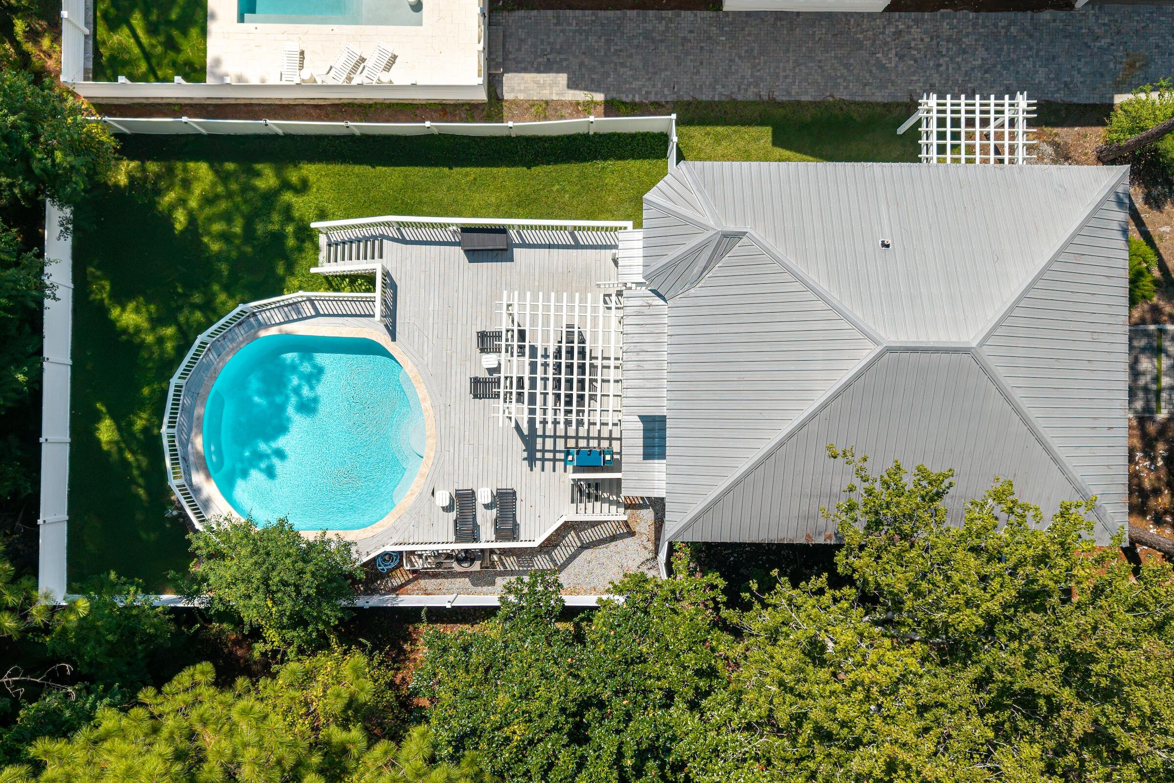 GULF SHORE MANOR - Residential