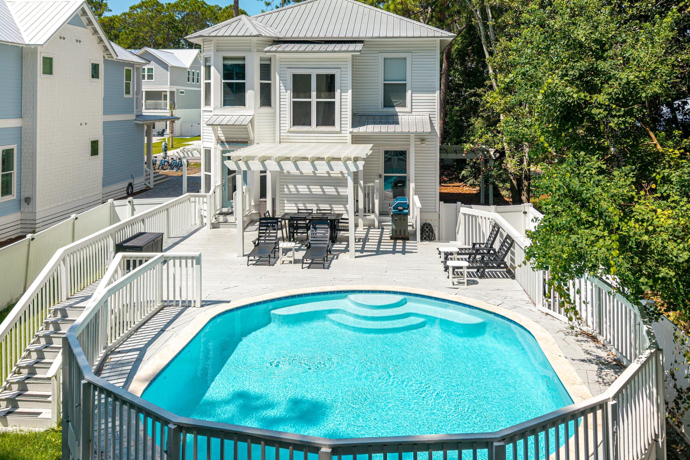 GULF SHORE MANOR - Residential
