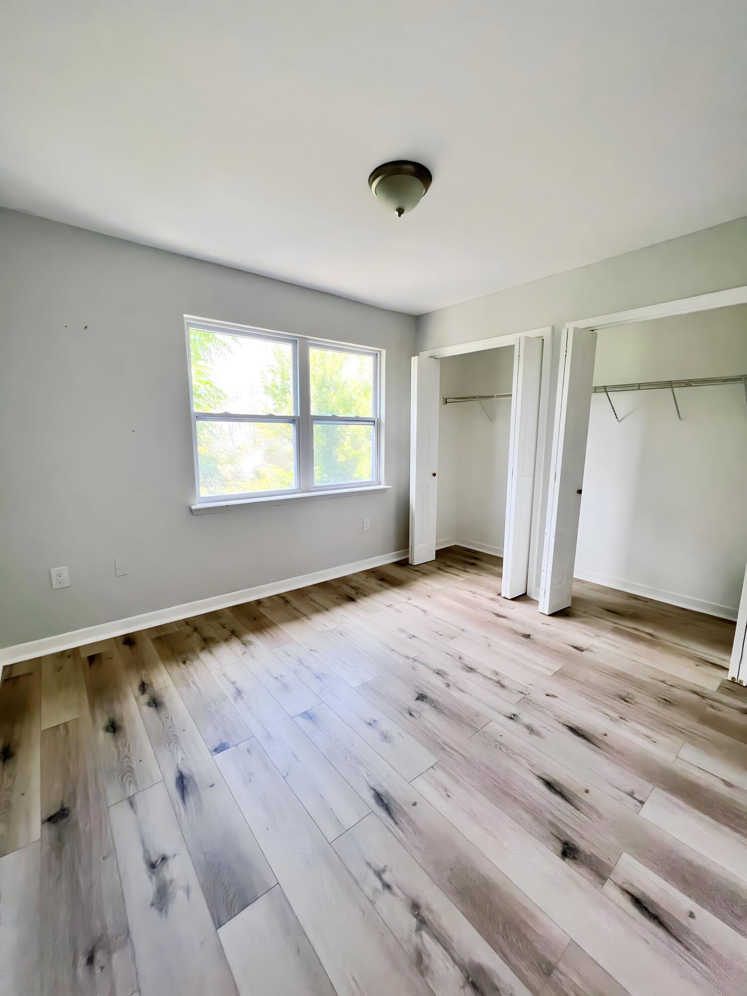 No Recorded Subdiv - Residential