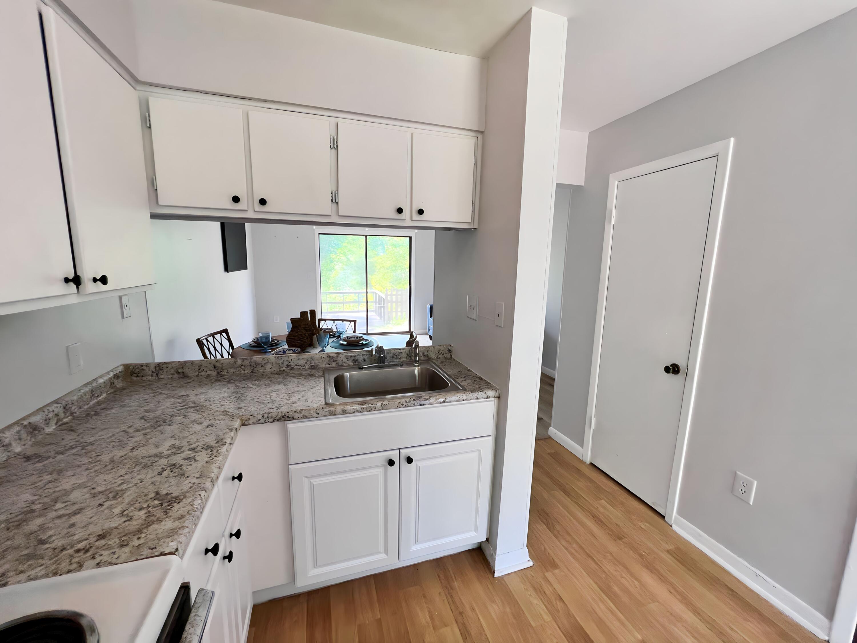No Recorded Subdiv - Residential
