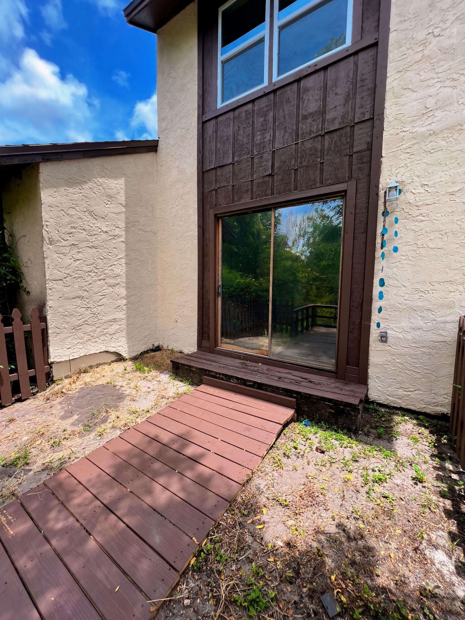 No Recorded Subdiv - Residential