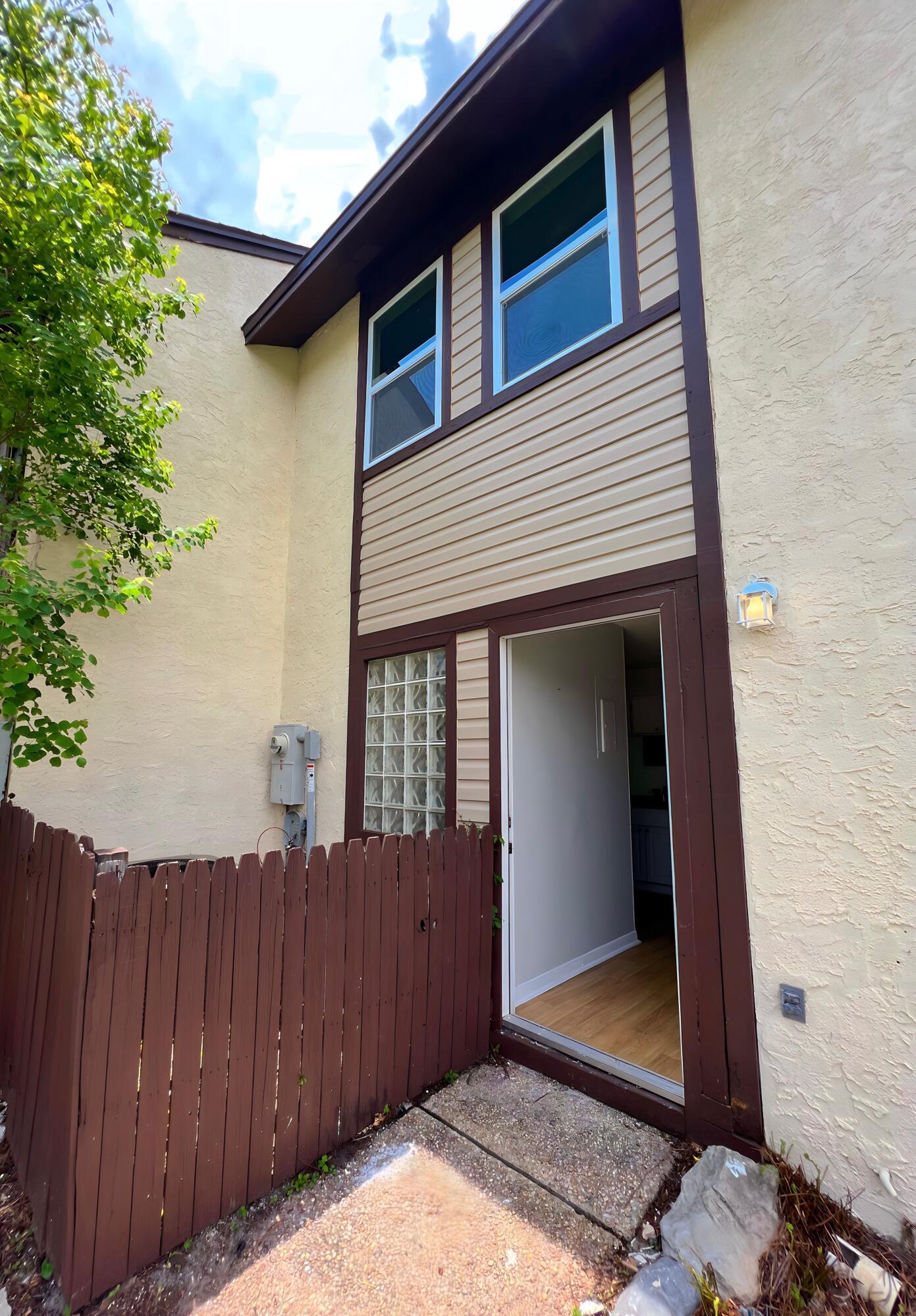 TURNKEY INVESTMENT OPPORTUNITY | NO HOA
Welcome to this beautifully renovated townhouse offering modern updates, low-maintenance living, and excellent investment potential. Ideal for first-time homebuyers, long-term rentals, or short-term rental opportunities, this move-in-ready property features 2 bedrooms and 1.5 bathrooms with thoughtful upgrades throughout.
The interior showcases fresh paint, updated flooring throughout with no carpet, and abundant natural light from newly installed windows. The kitchen has been refreshed with new cabinetry and sinks, creating a clean and functional space for everyday living.
Additional improvements include renovated attic space with updated plumbing, along with new wood flooring and railing at the rear of the home, enhancing both style and functionality.
With no HOA fees, this property offers flexibility, convenience, and exceptional value. Conveniently located and thoughtfully updated, this is an opportunity you do not want to miss.
Schedule your private showing today.
All measurements are approximate and should be verified by buyer. Furniture does not convey.