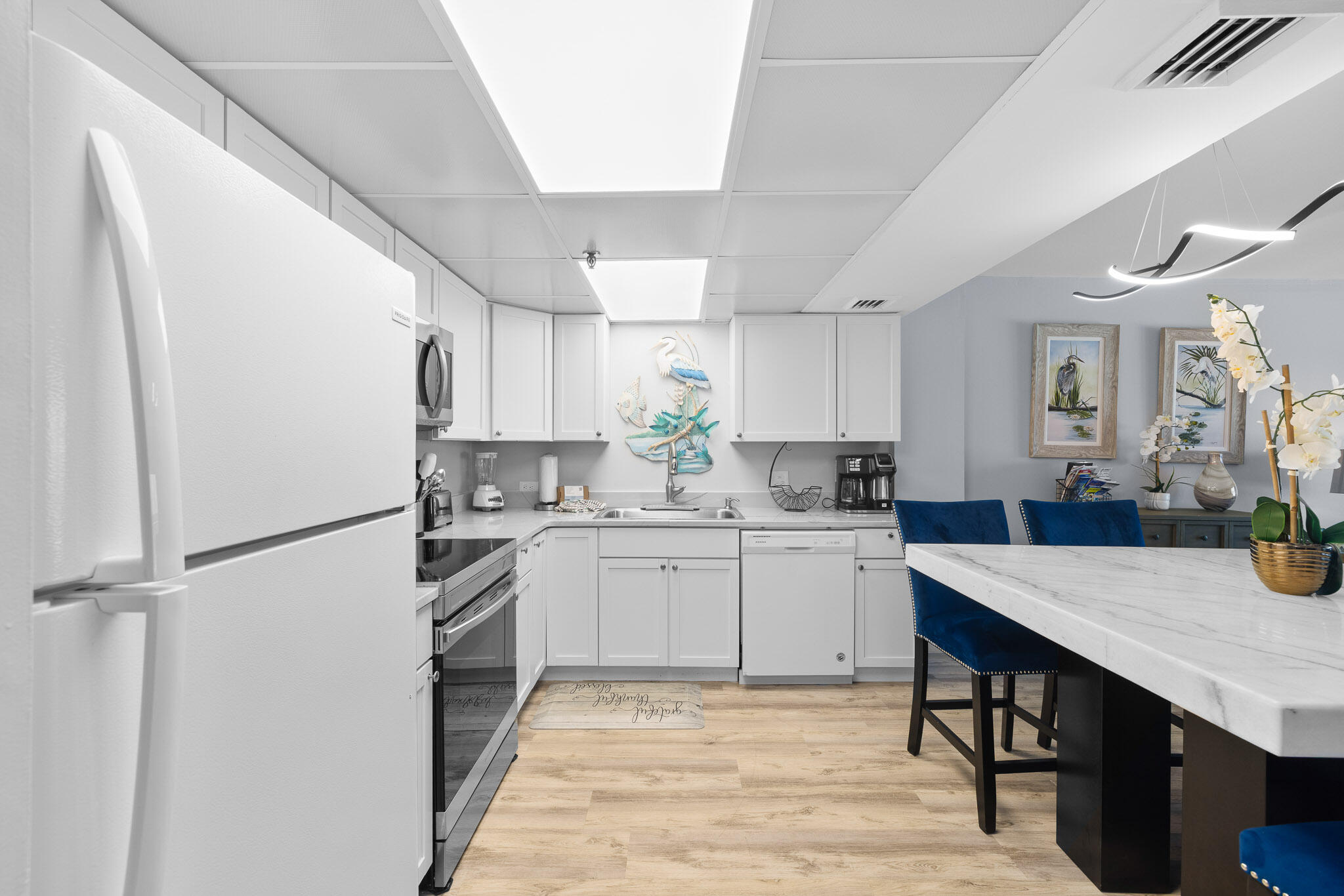 GULFSIDE BEACH CONDO - Residential