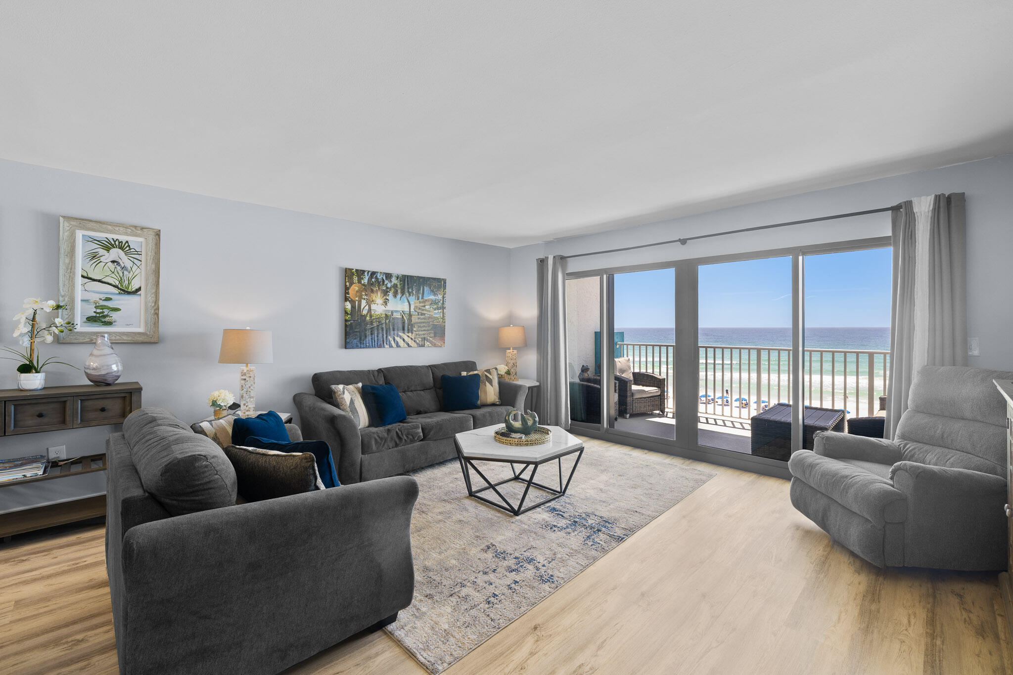GULFSIDE BEACH CONDO - Residential