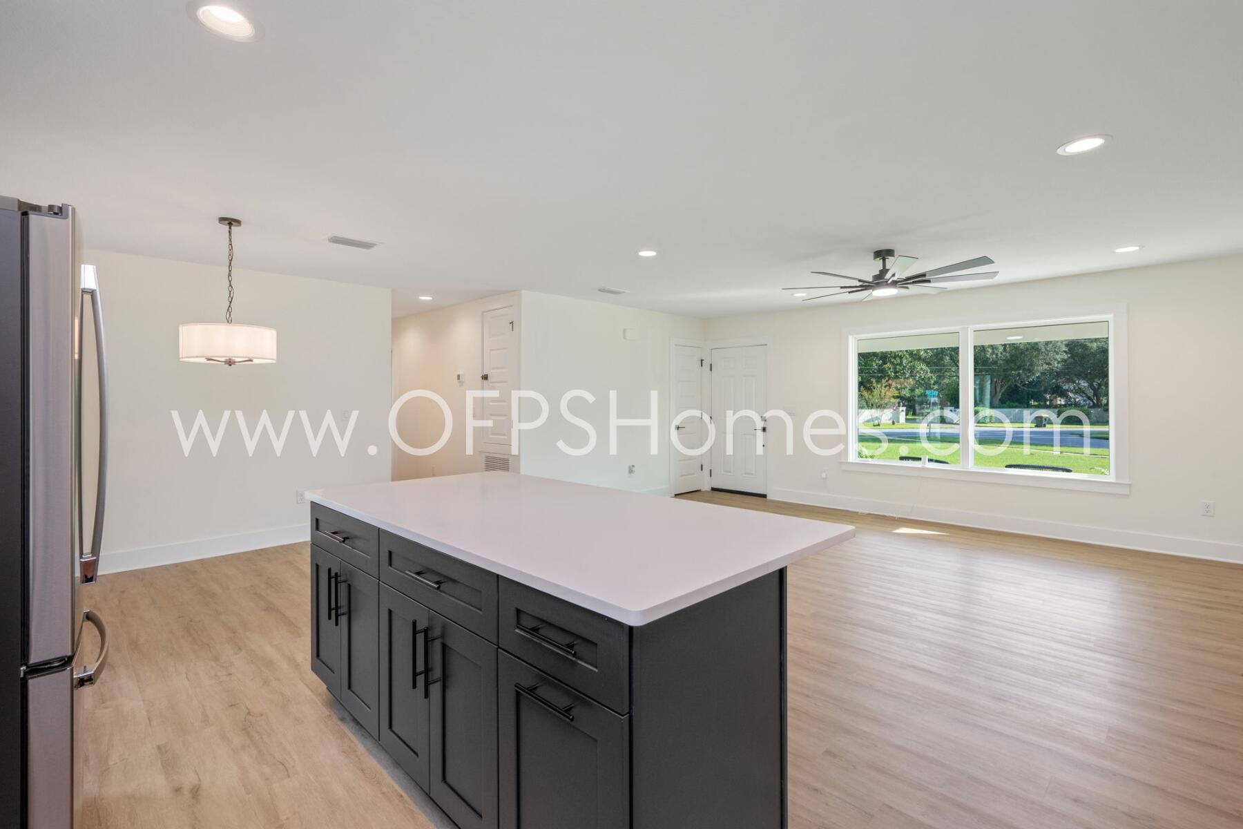 ELLIOTTS POINT - Residential Lease