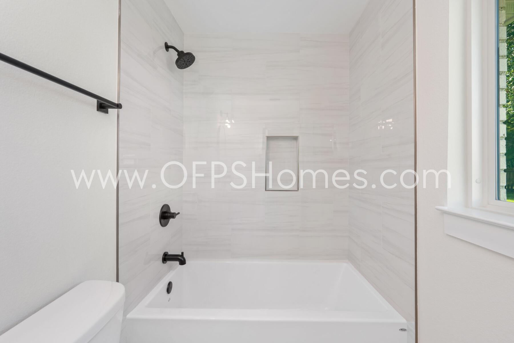 ELLIOTTS POINT - Residential Lease