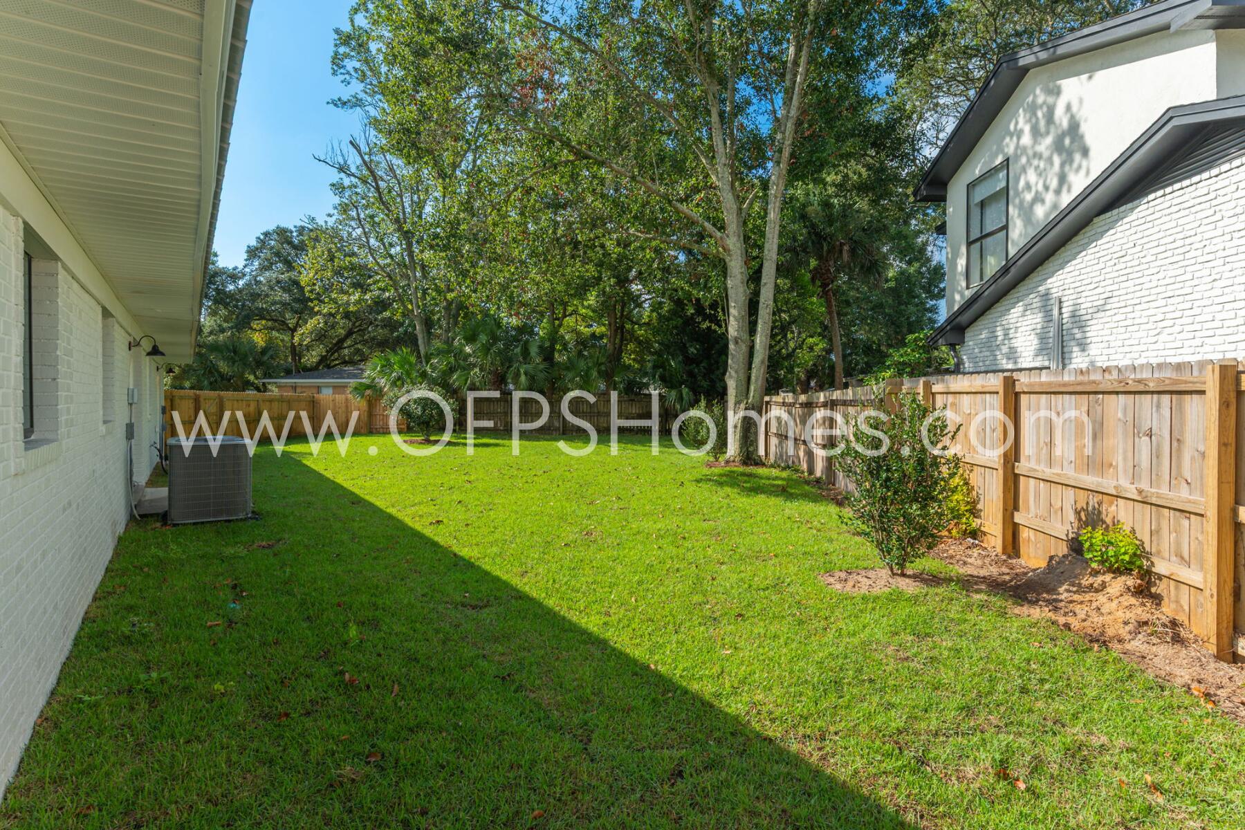 ELLIOTTS POINT - Residential Lease