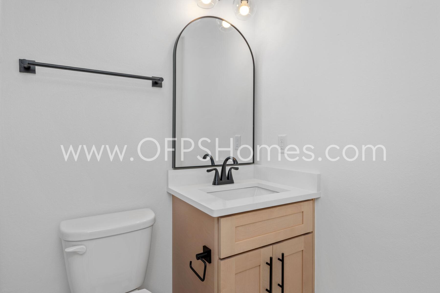 ELLIOTTS POINT - Residential Lease