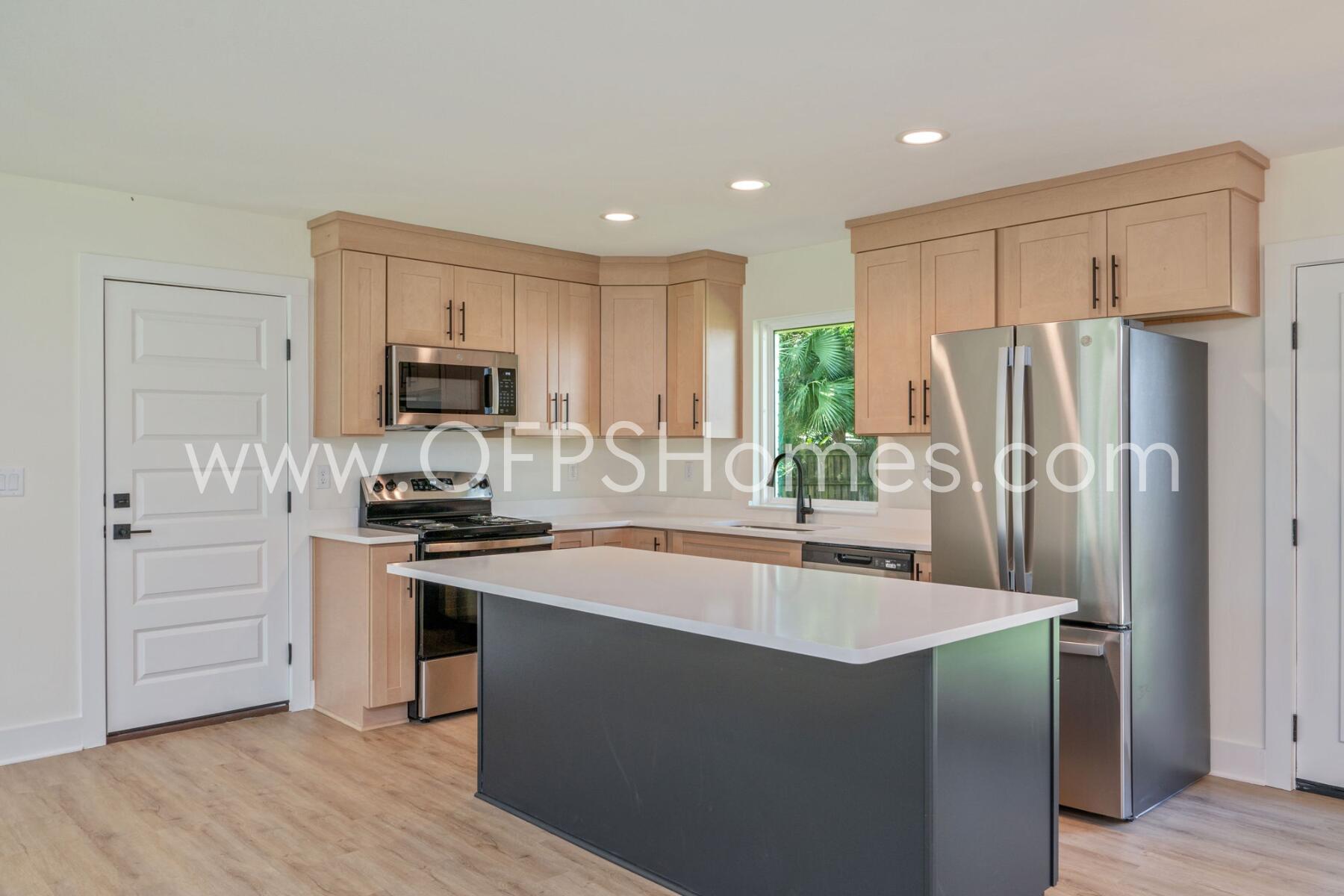 ELLIOTTS POINT - Residential Lease