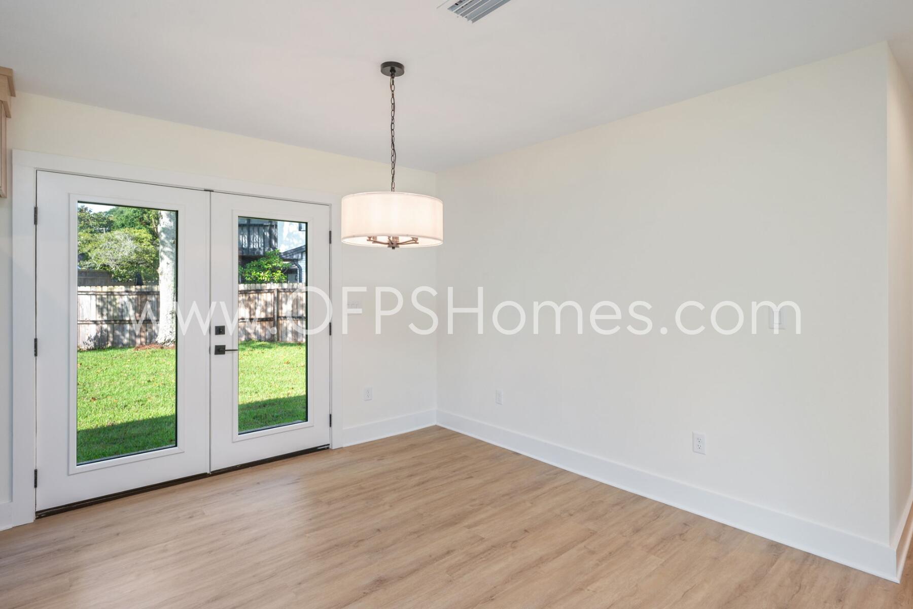 ELLIOTTS POINT - Residential Lease
