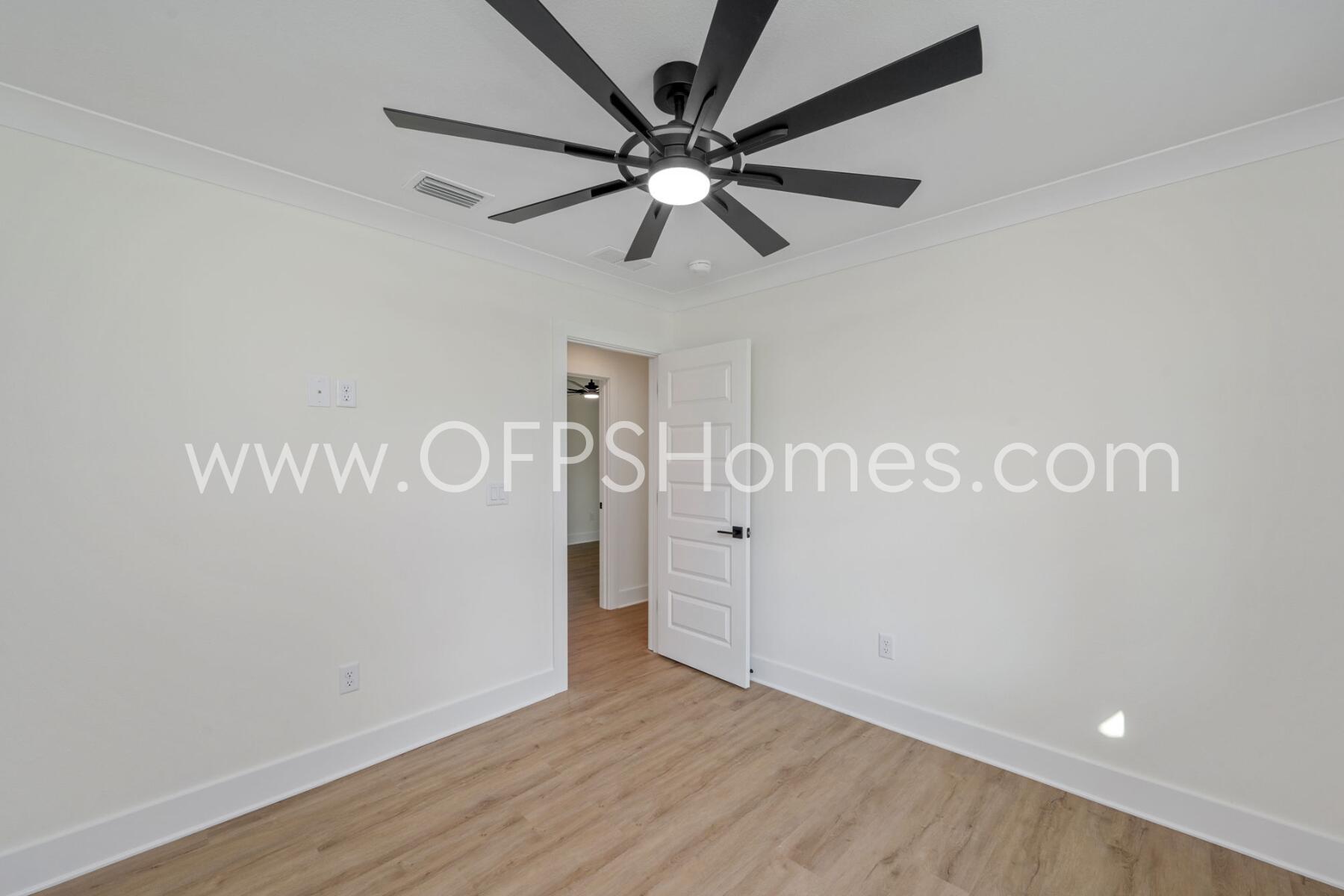 ELLIOTTS POINT - Residential Lease